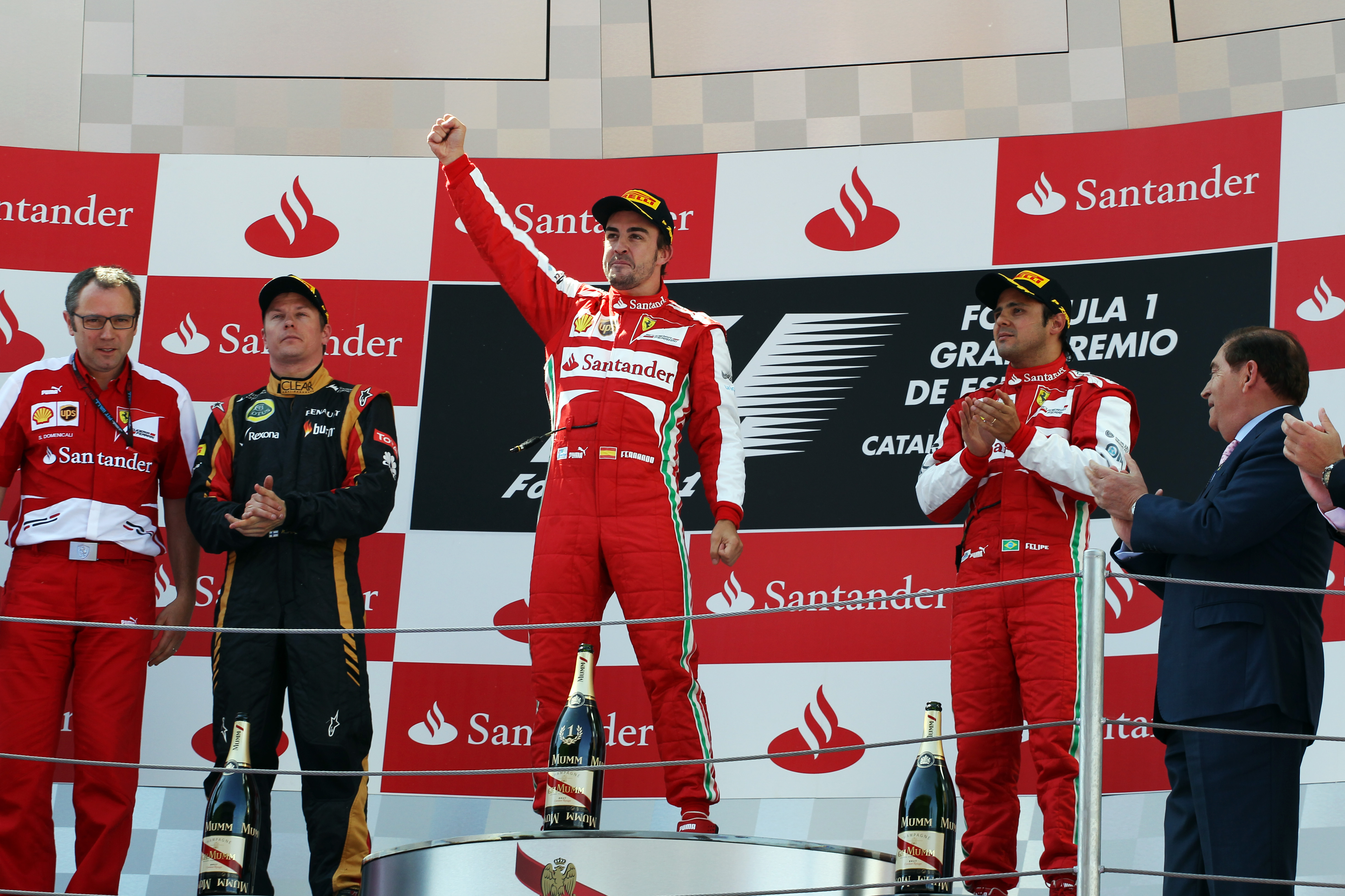 Race: Fernando Alonso wint ‘zijn’ Grand Prix van Spanje