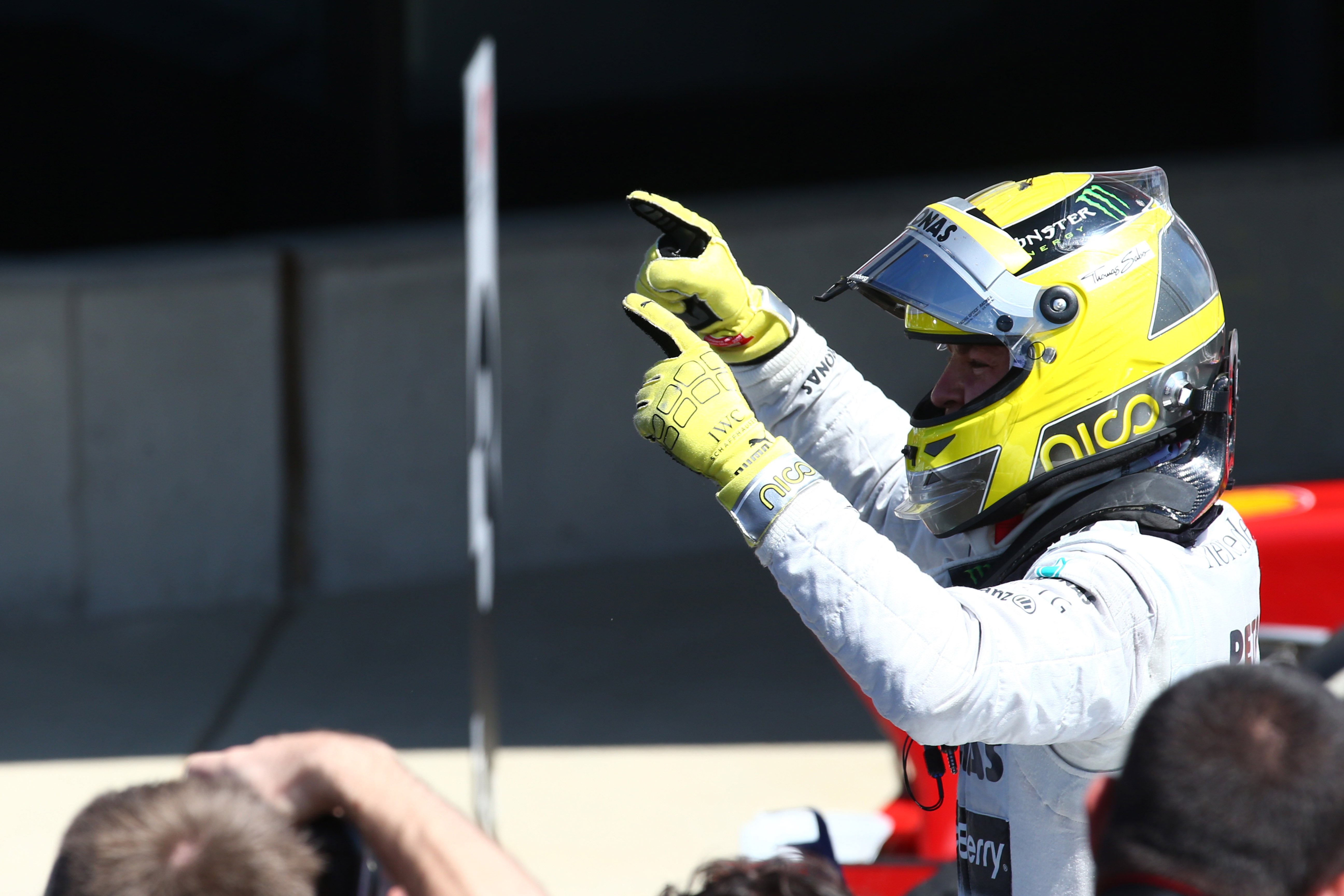 Race: Nico Rosberg wint ‘klapper’ op Silverstone