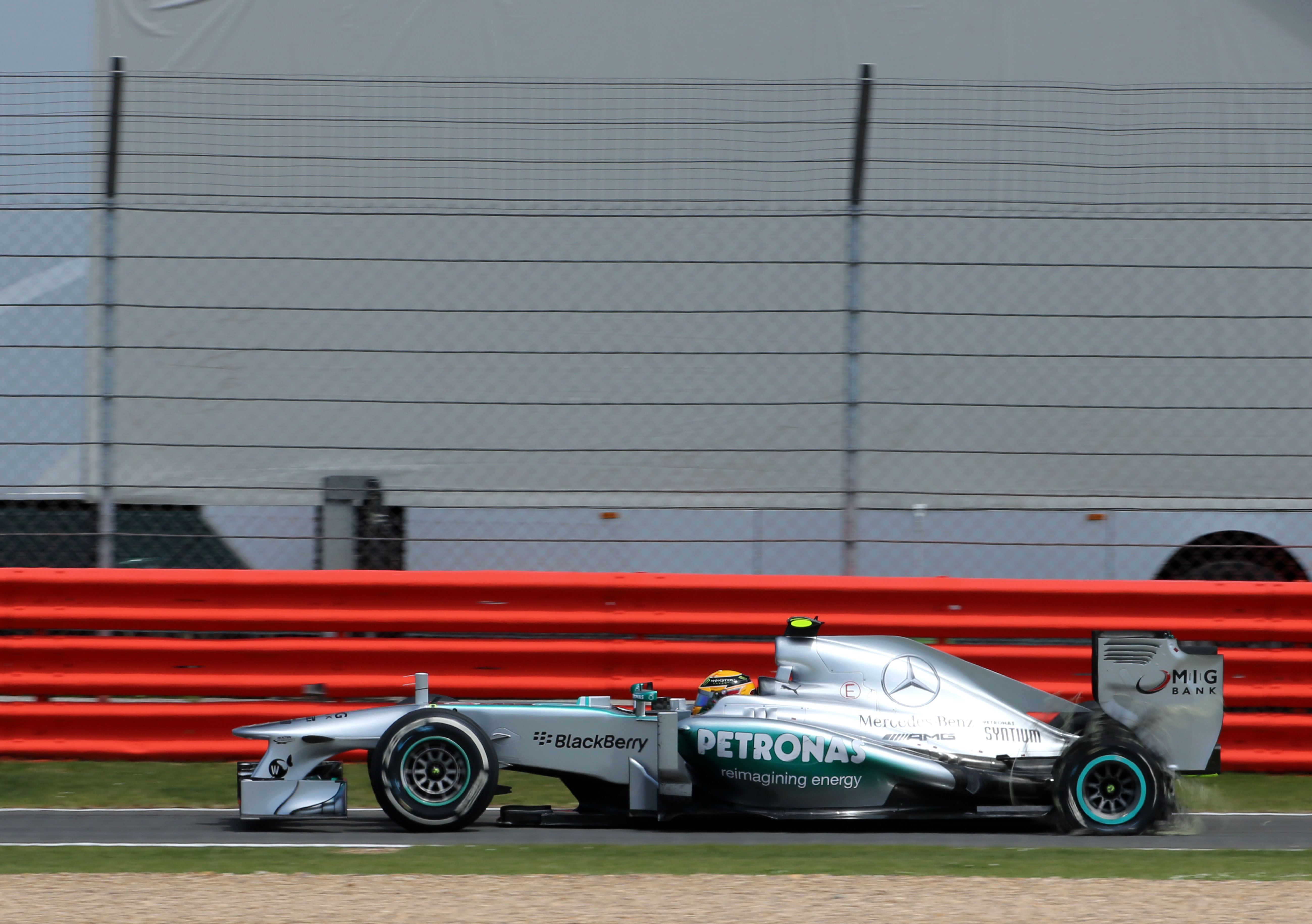 Hamilton over Pirelli: ‘Dit is onacceptabel’