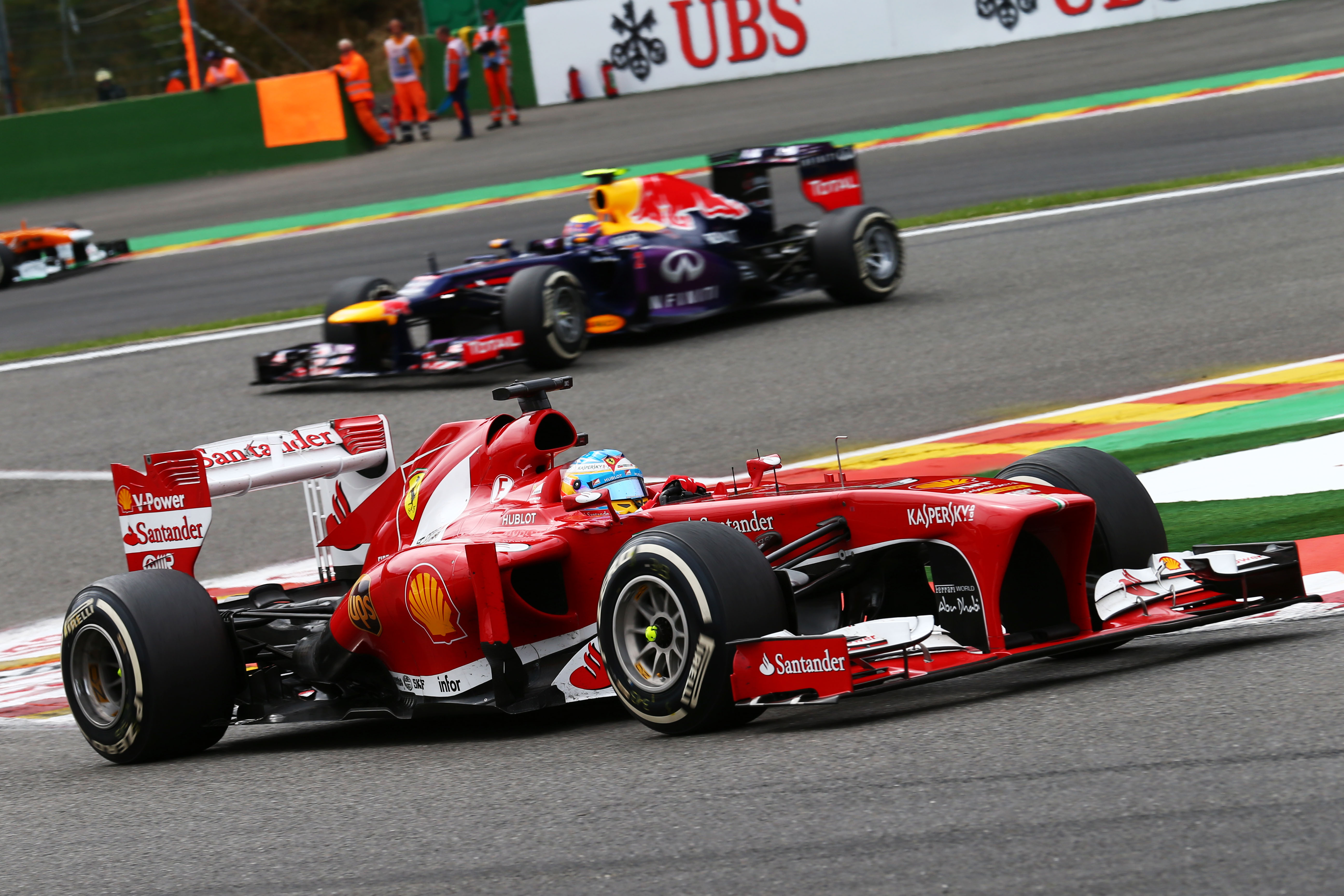 Ferrari en Alonso weer overtuigd van titelkans