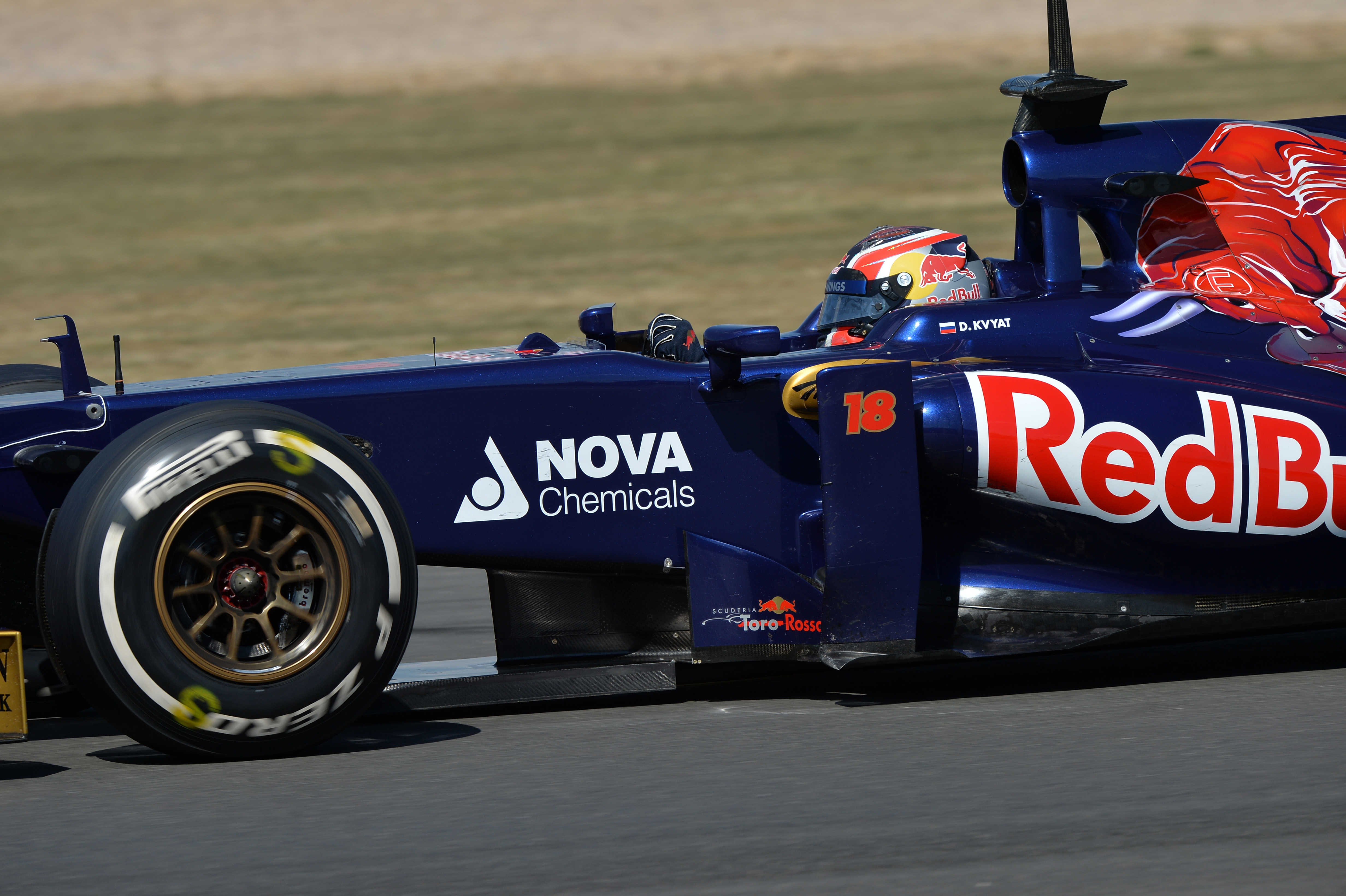 Kvyat rijdt in 2014 voor Toro Rosso