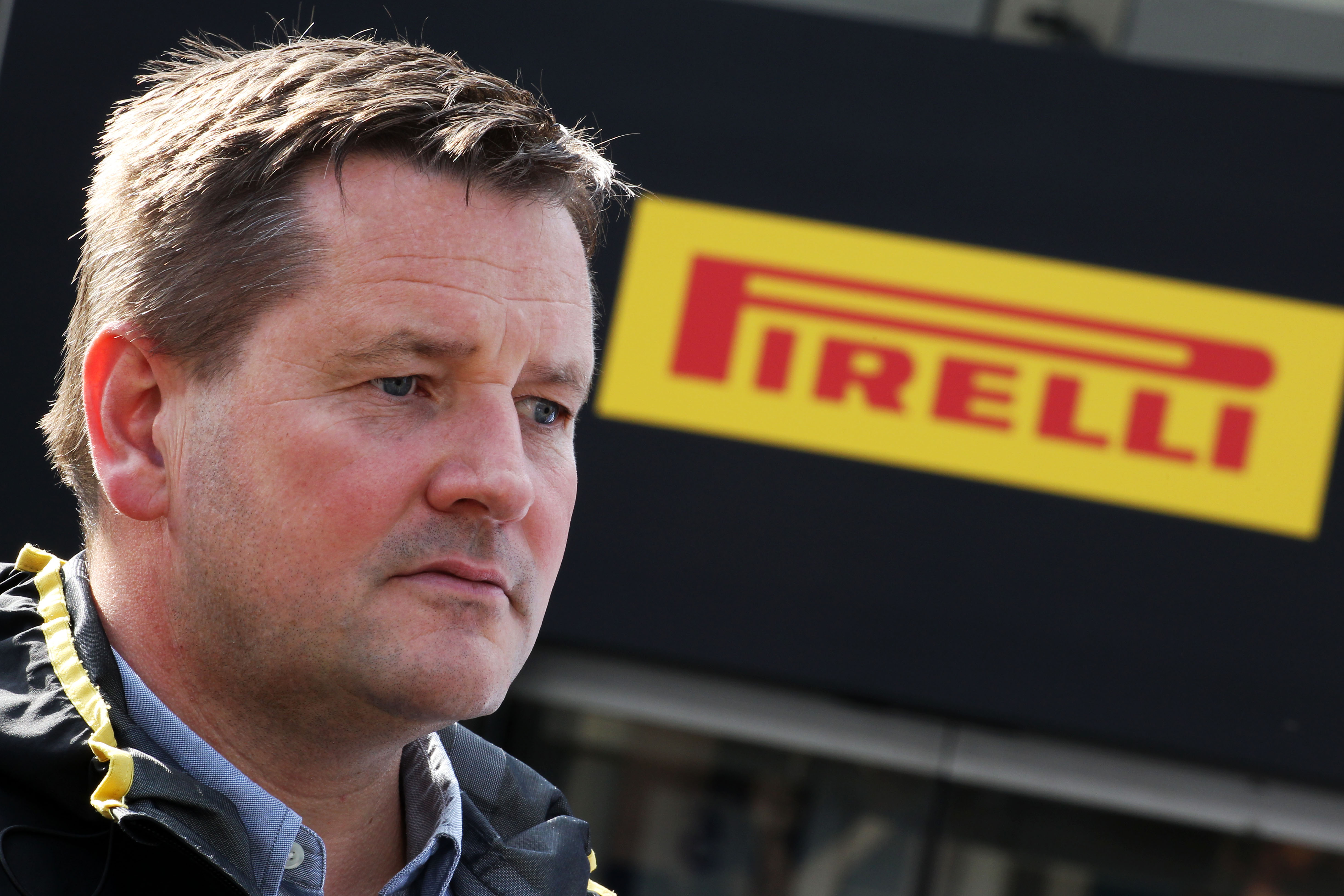 Pirelli trekt zich kritiek Red Bull aan