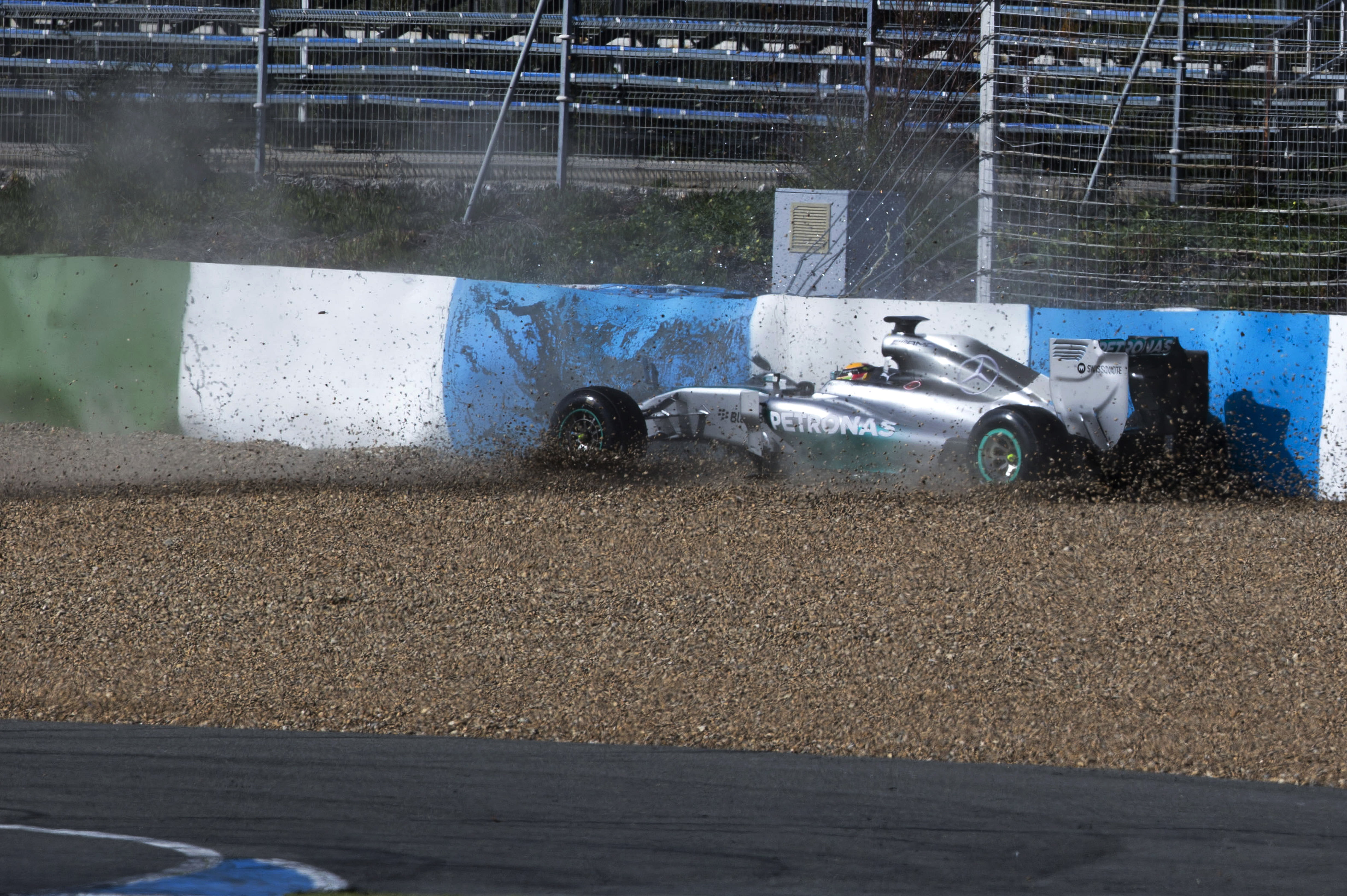 Hamilton: ‘Ondanks crash een goede dag’