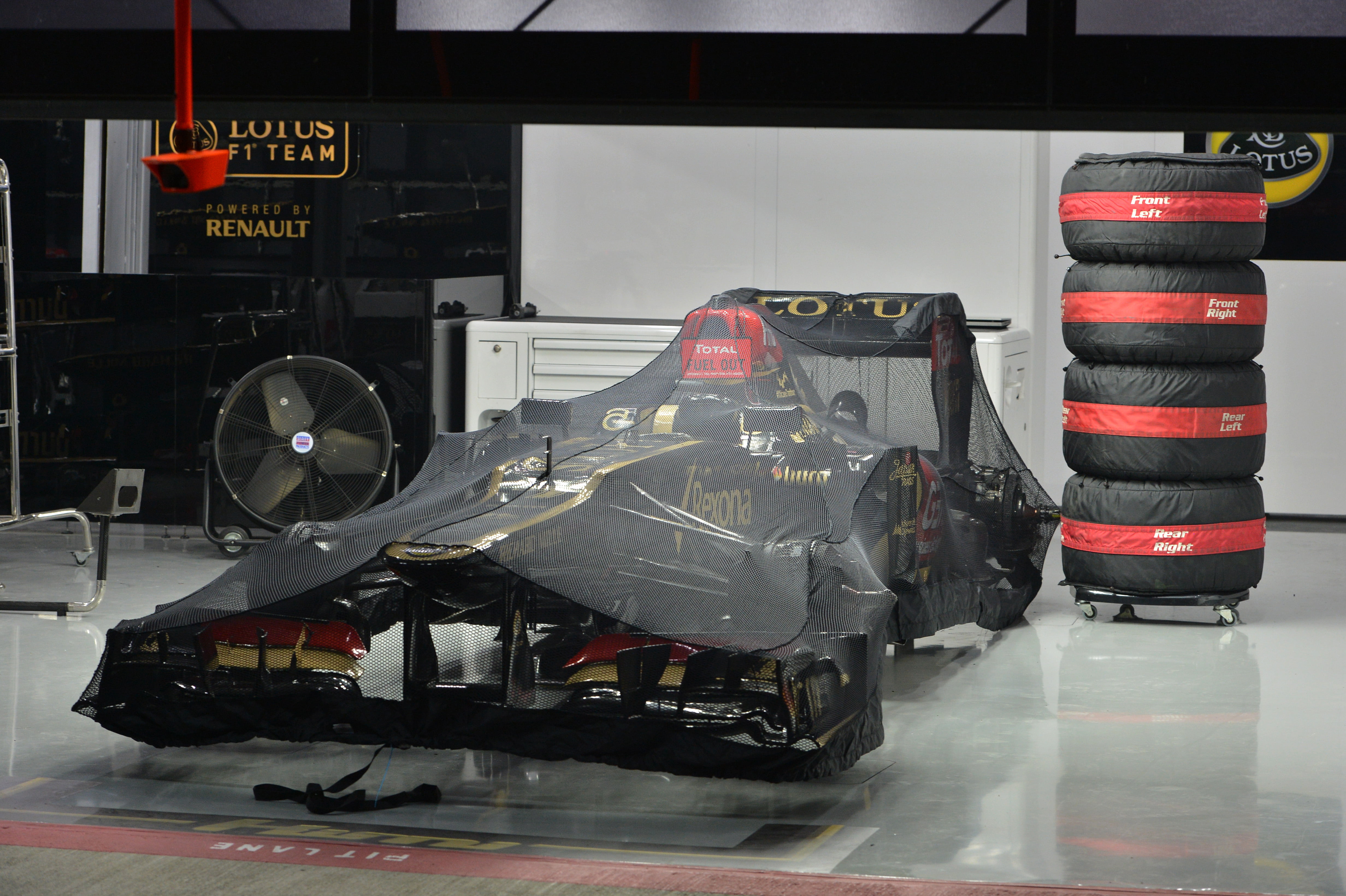 Lotus slaat eerste test over