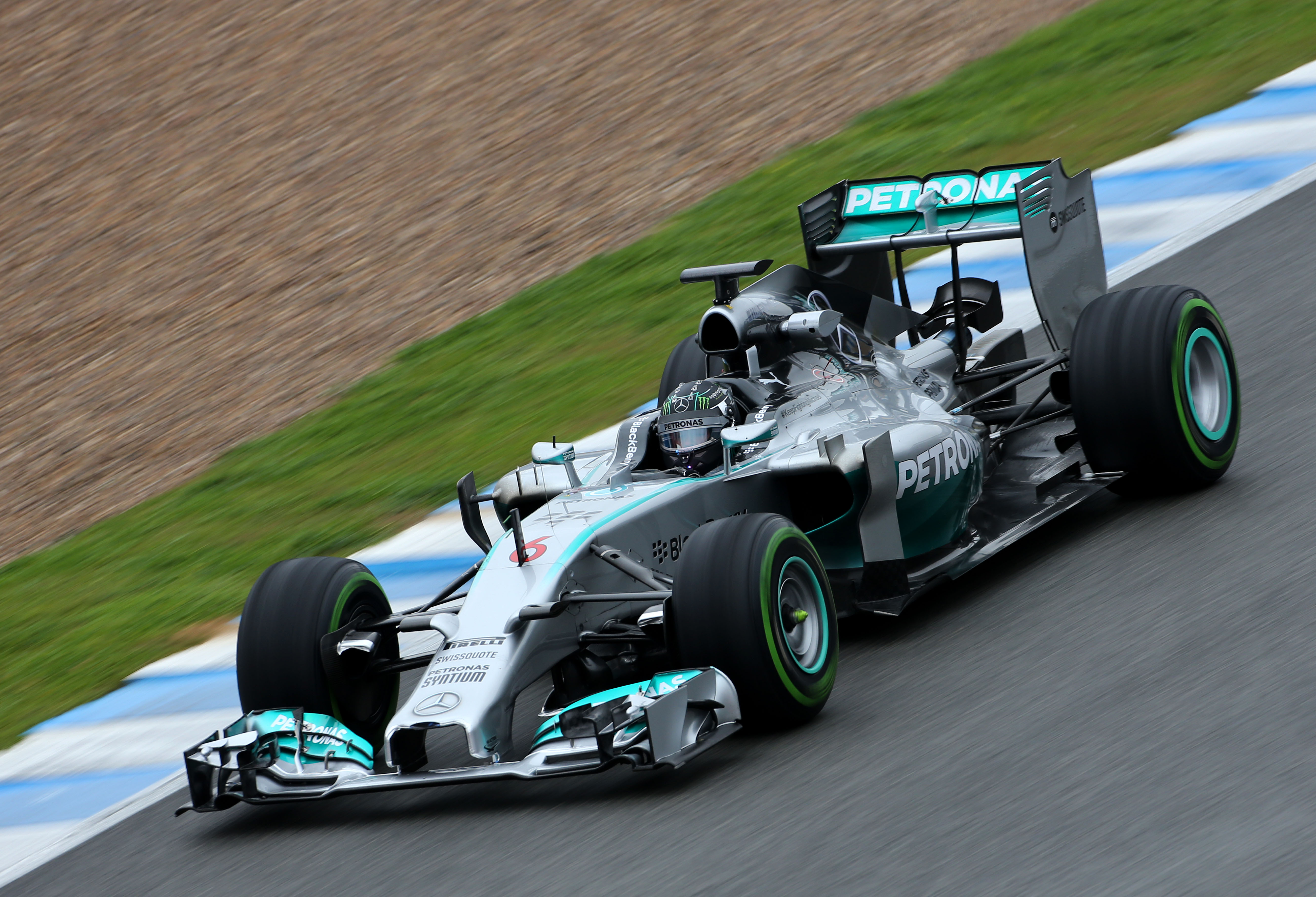 Jerez update: Rosberg maakt raceafstand vol