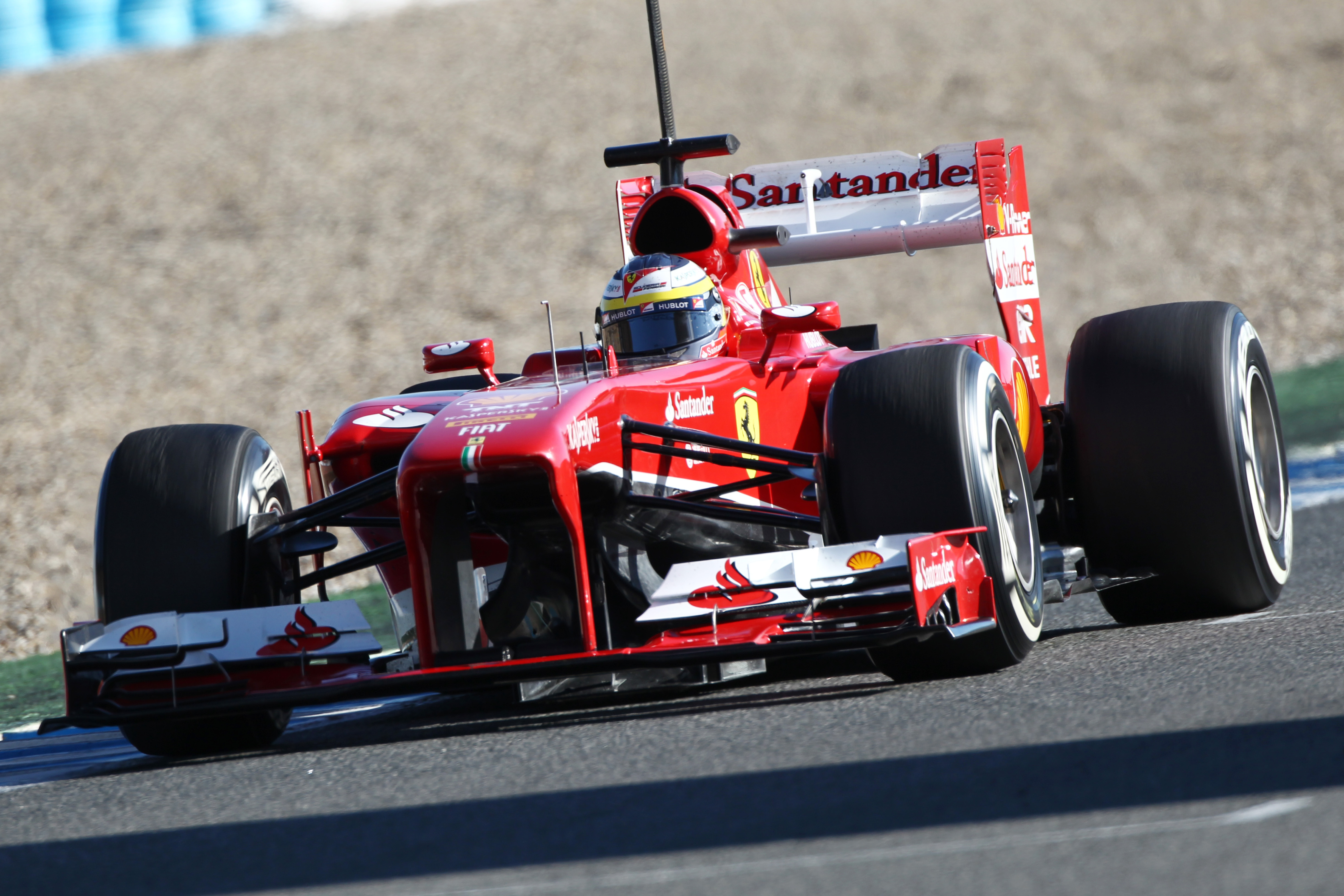 Ferrari gaat verder met drietal testrijders