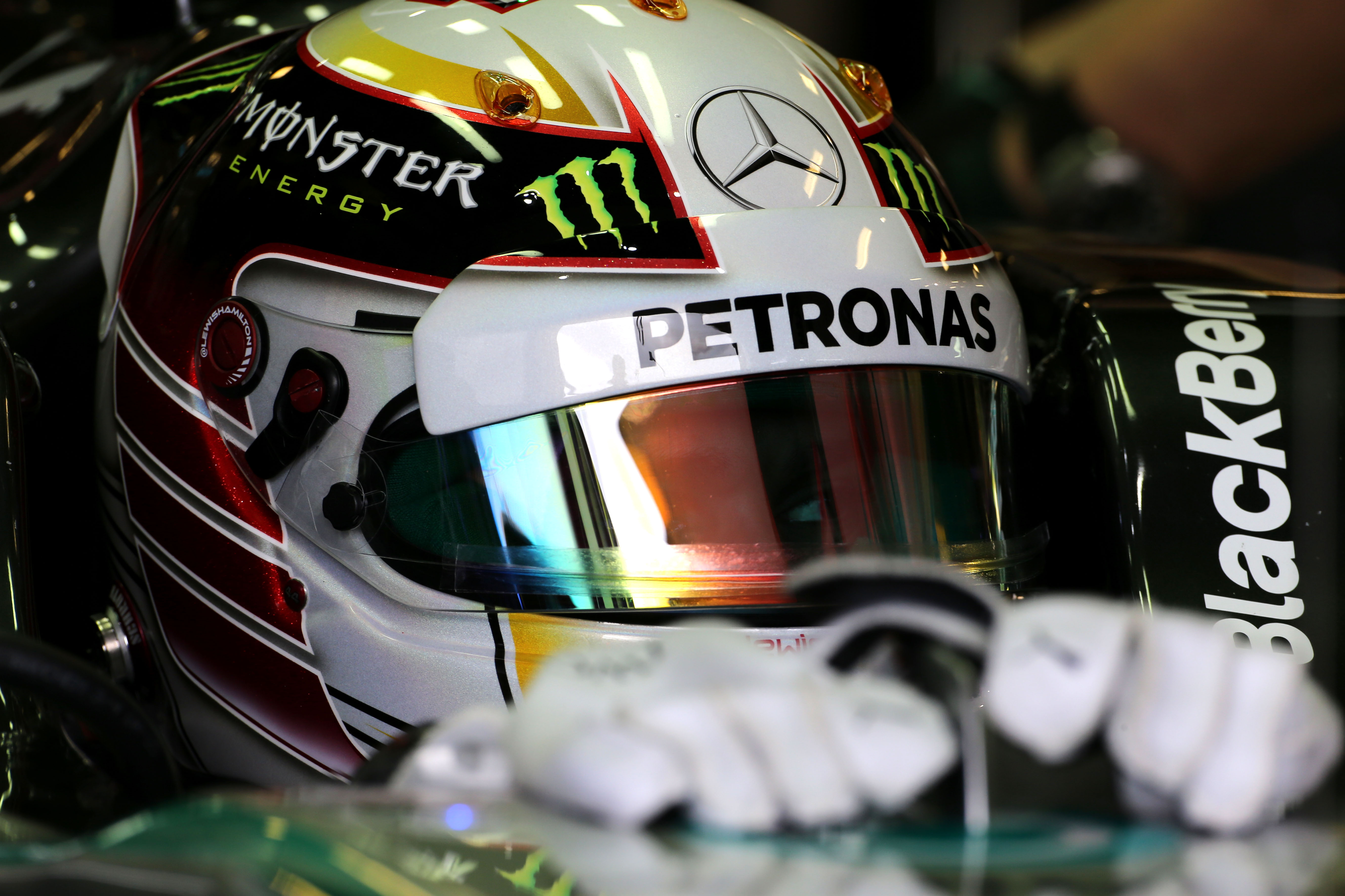 Kwalificatie: Hamilton pakt eerste pole van 2014