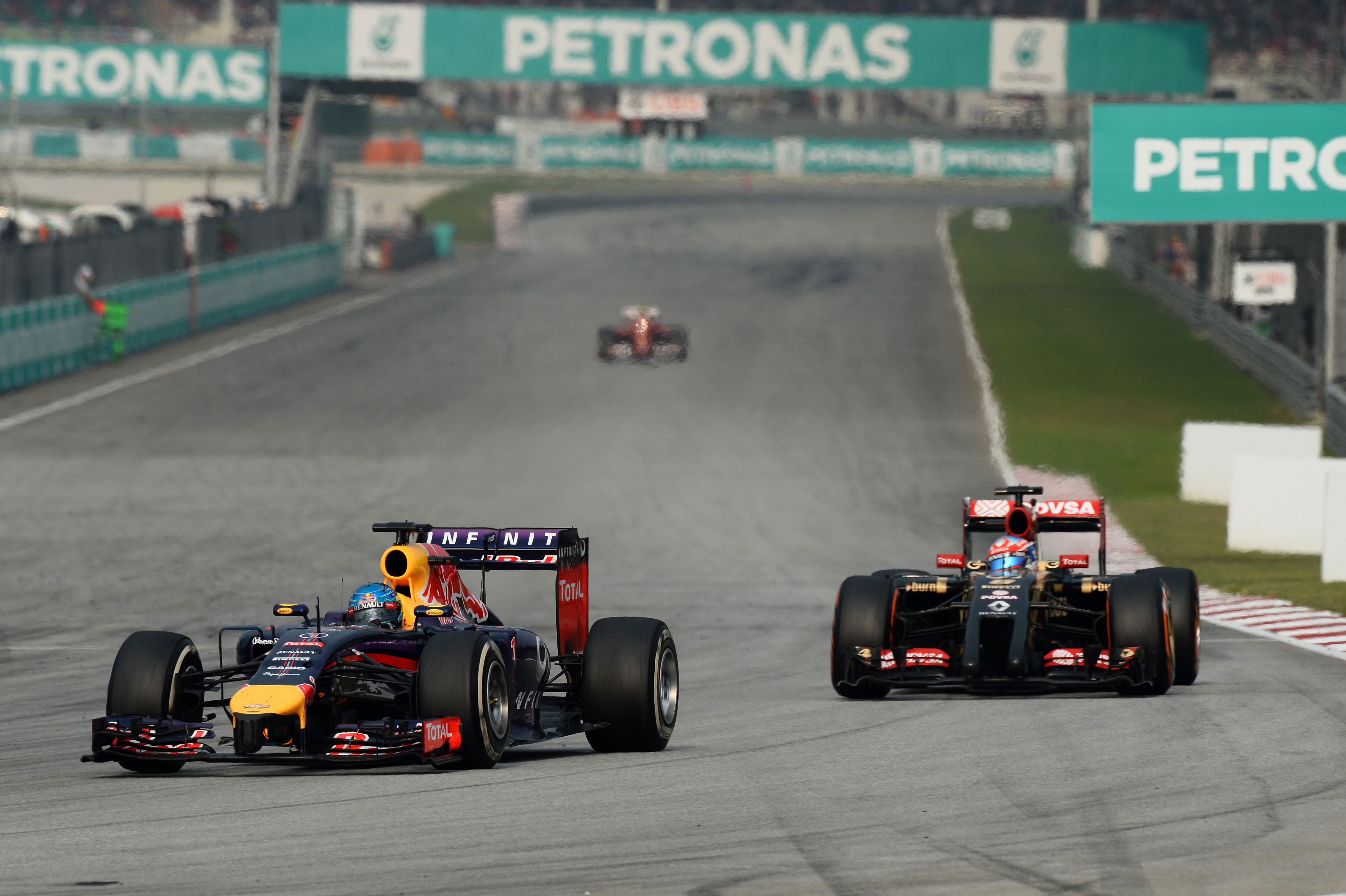 ‘Drie Renault-teams met defecte brandstofsensor in Maleisië’