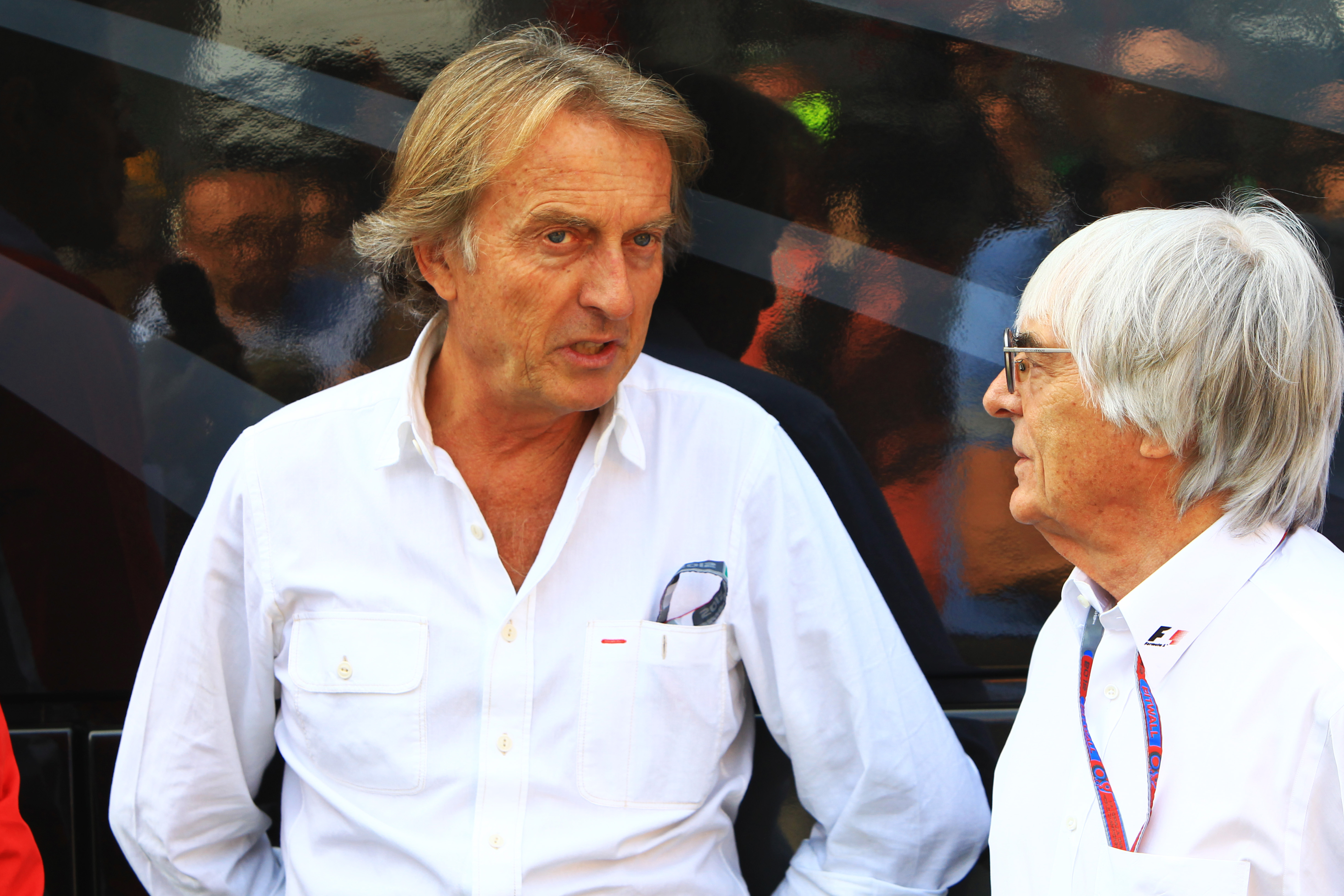 Ecclestone: ‘Groep teams wil deel F1 kopen’