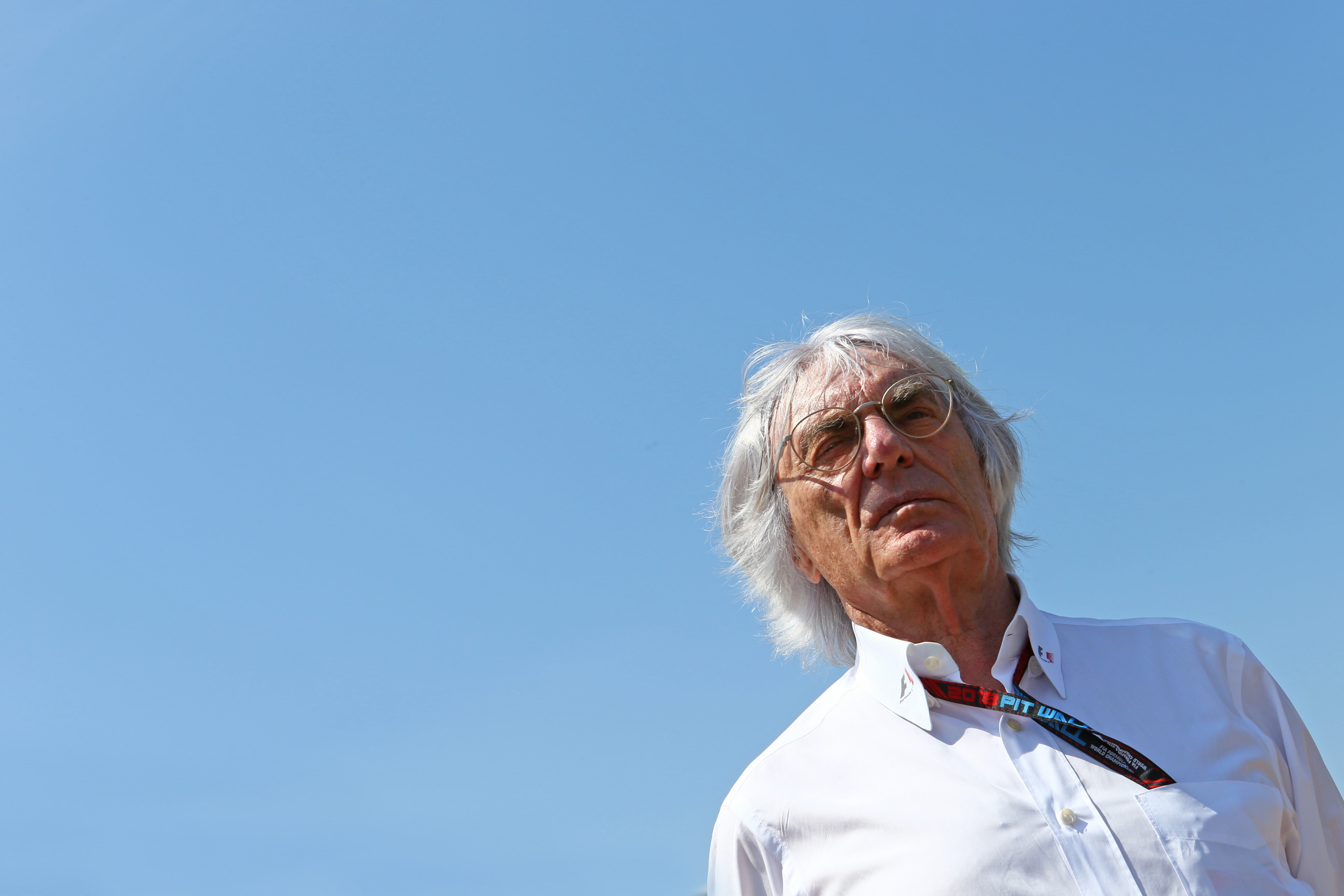 Ecclestone ontkent schuld op eerste dag rechtszaak