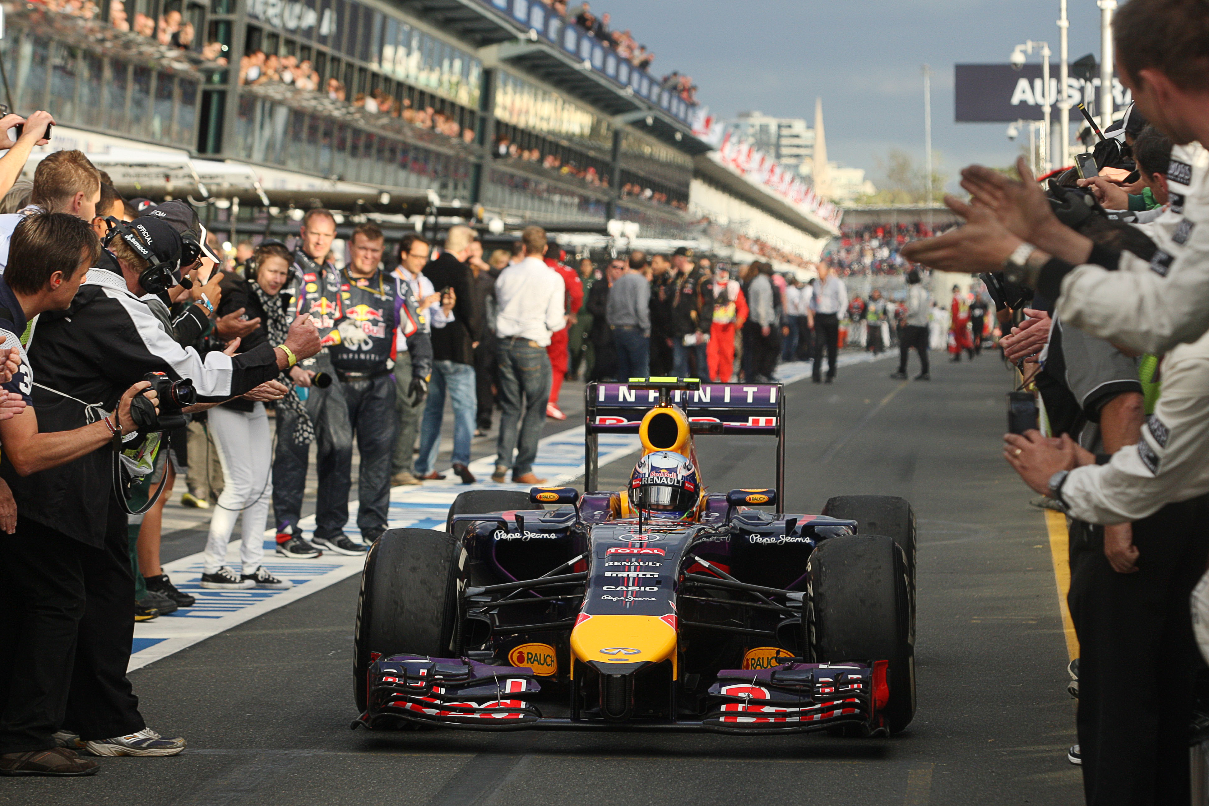 FIA houdt vast aan diskwalificatie Ricciardo