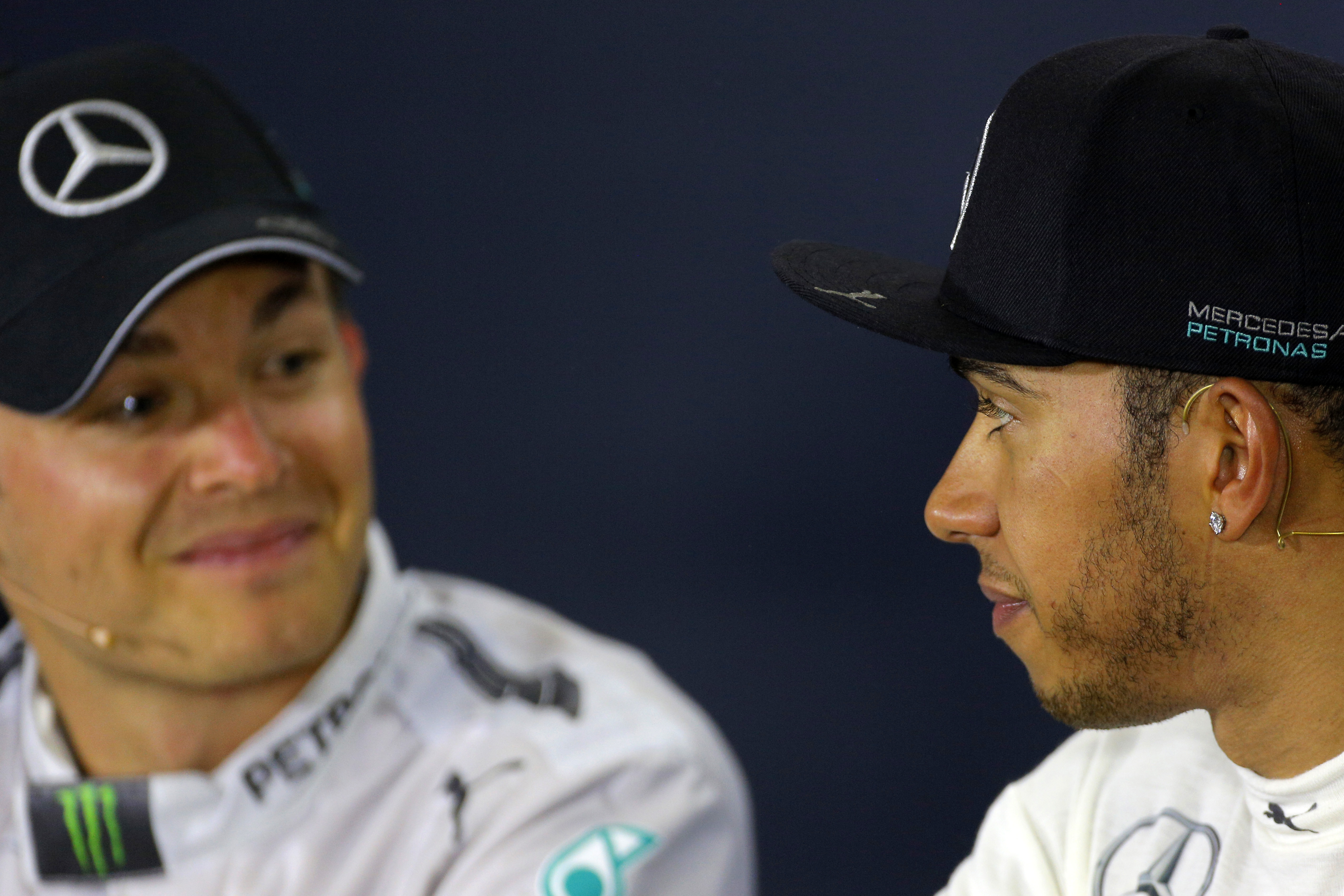 Hamilton: ‘Ik ben gretiger dan Rosberg’