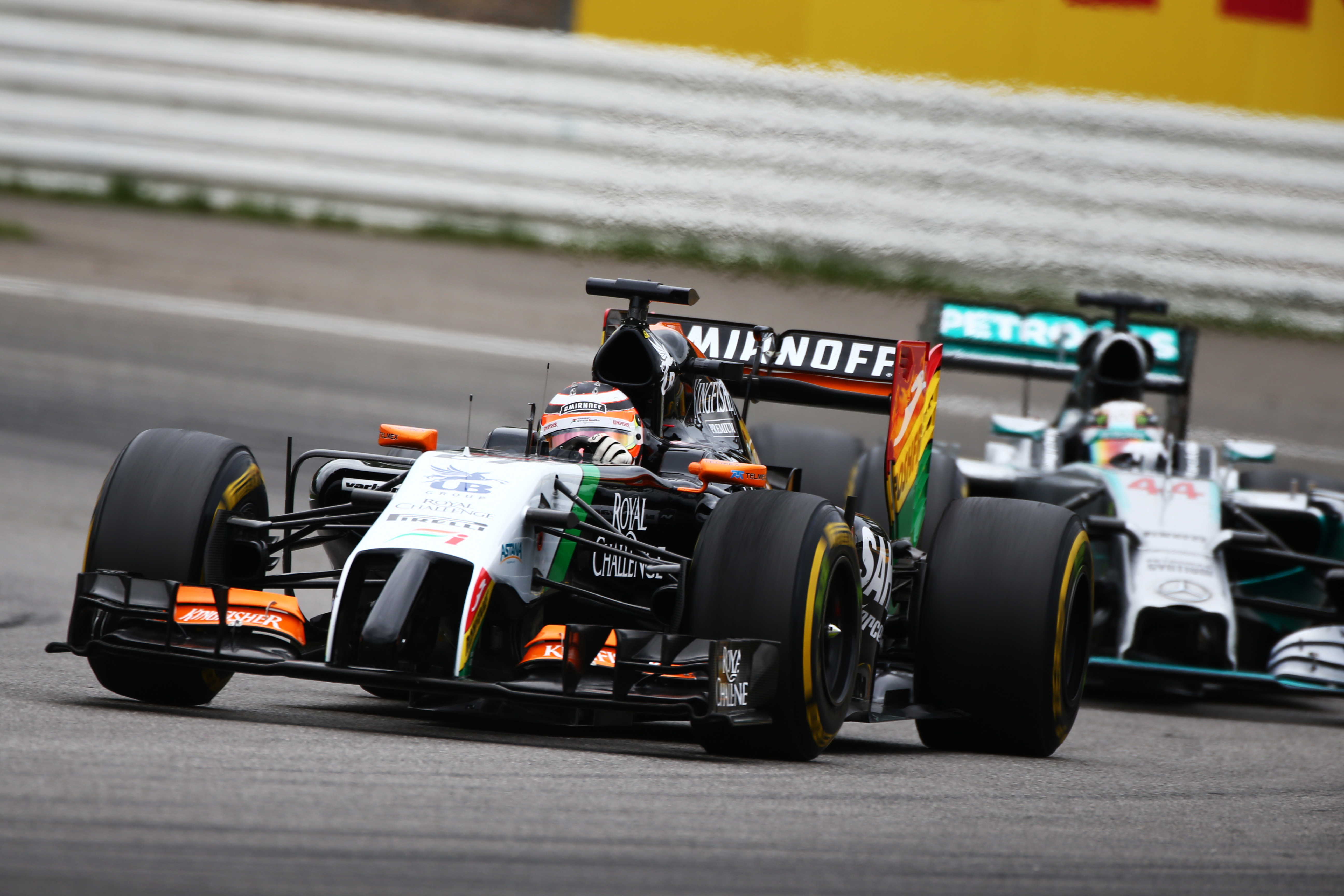 Force India houdt zeven punten over aan thuisrace Hülkenberg