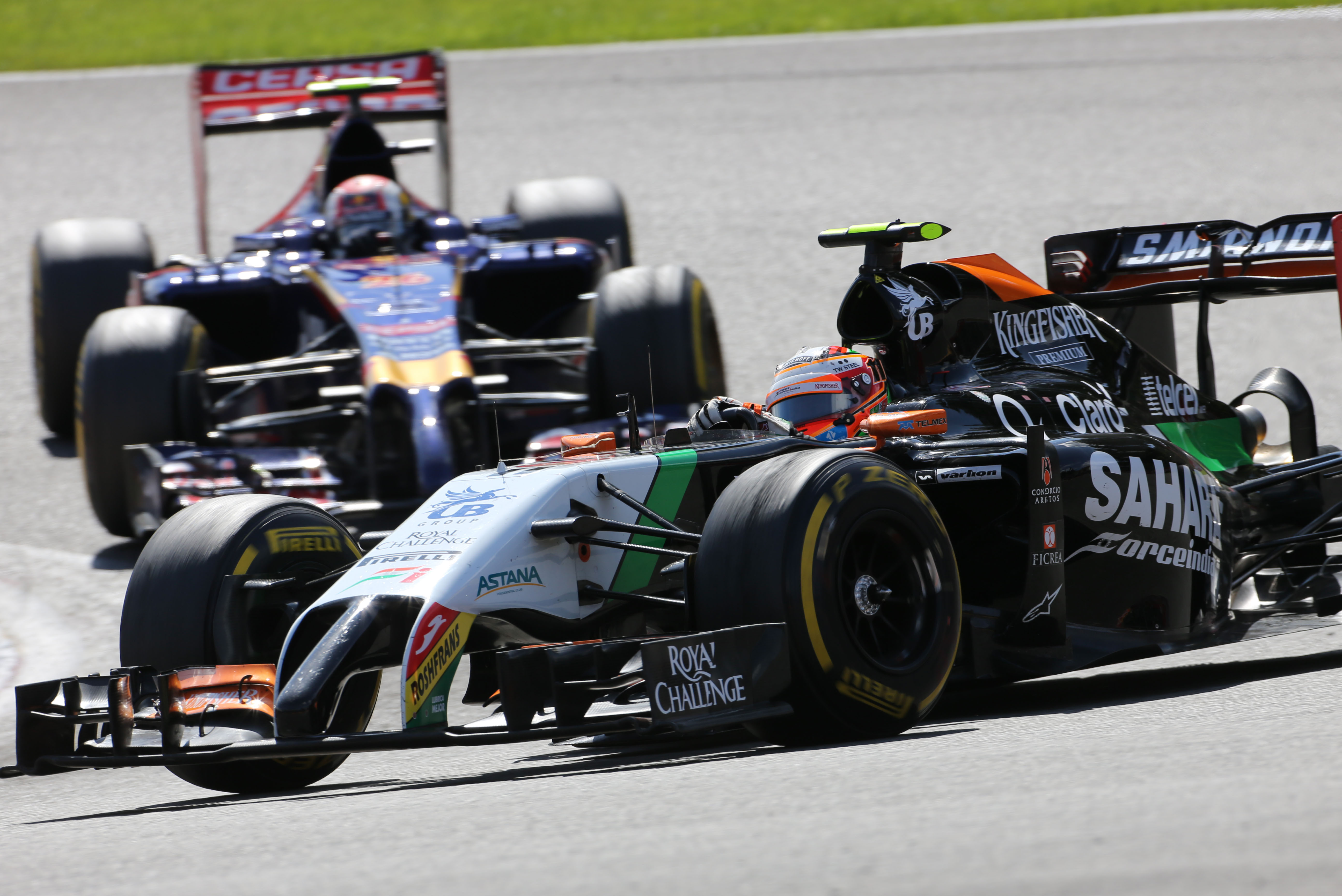 Force India brengt puntenaantal op honderd
