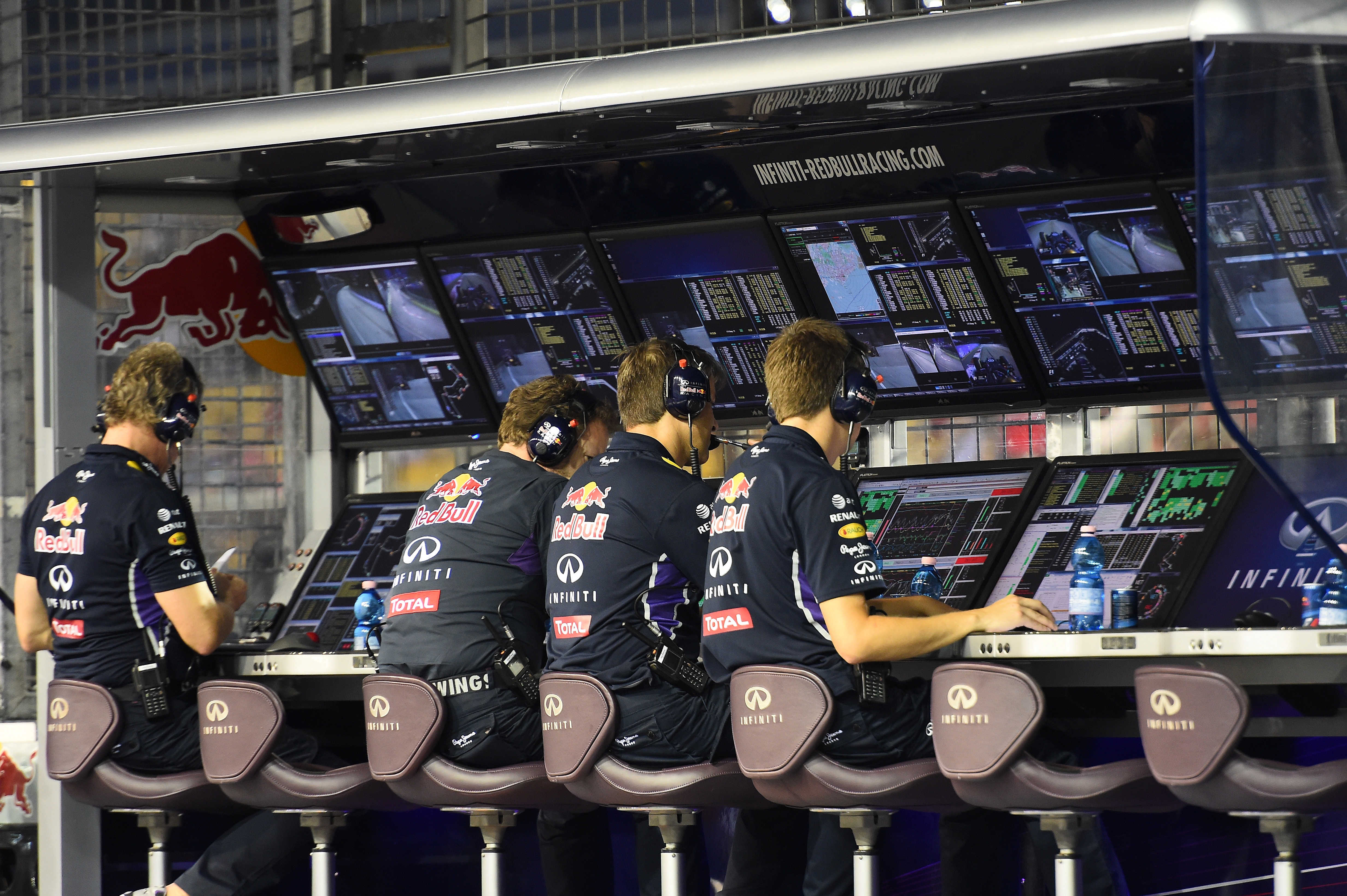 McLaren plaatst vraagtekens bij radioberichten Red Bull