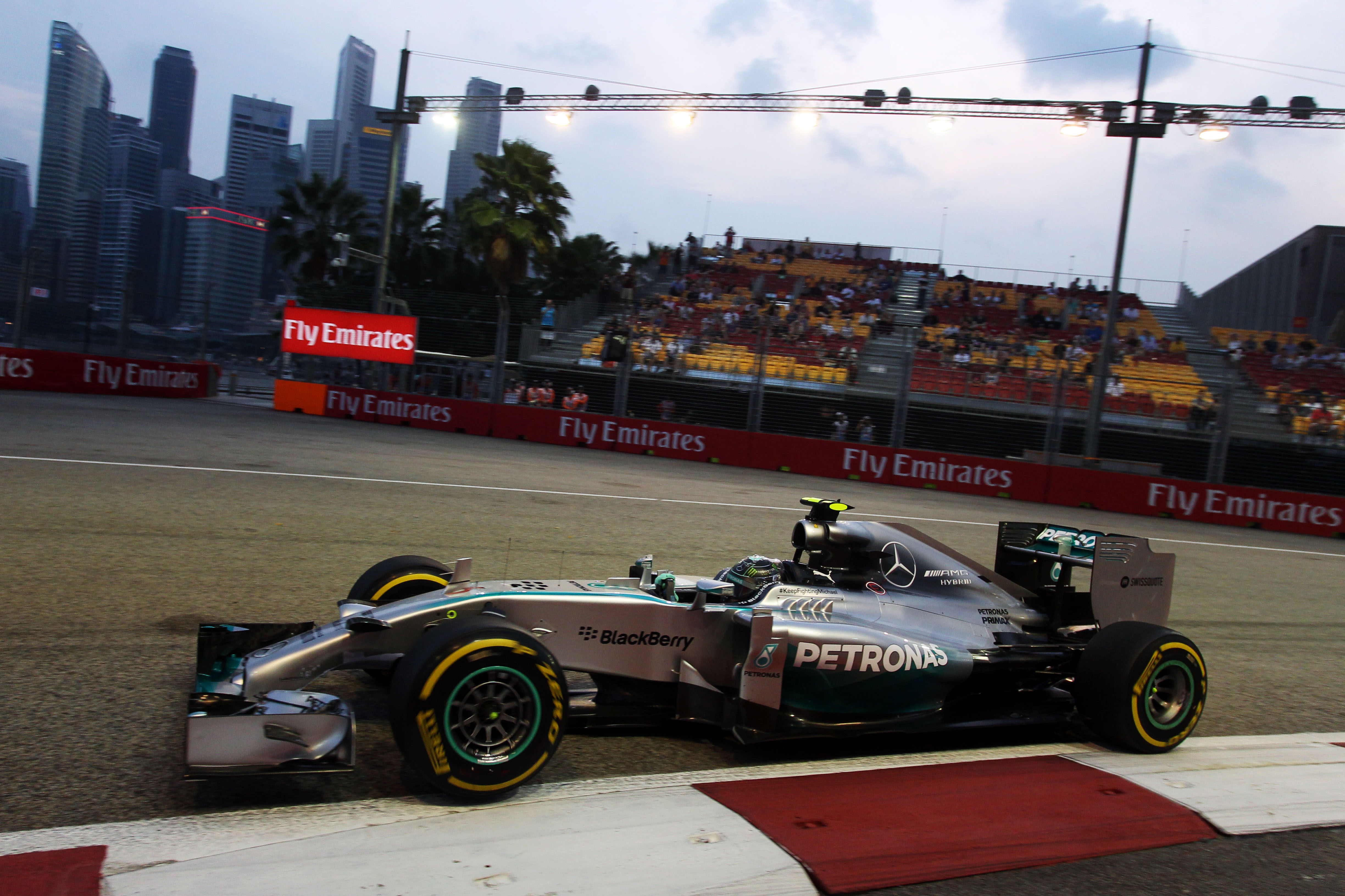 Hamilton de snelste, maar geen zorgen bij Rosberg