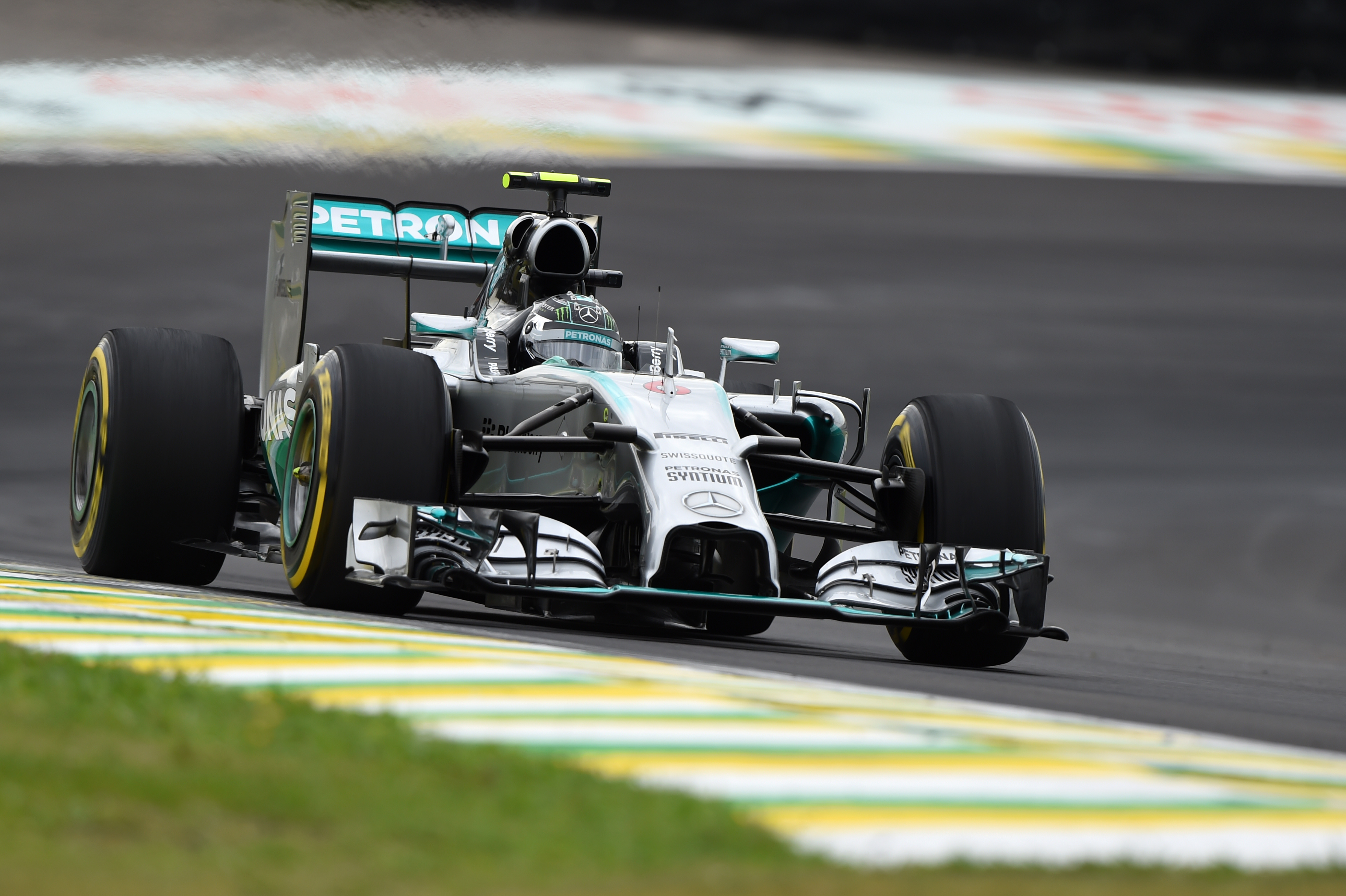 VT3: Rosberg opnieuw de snelste