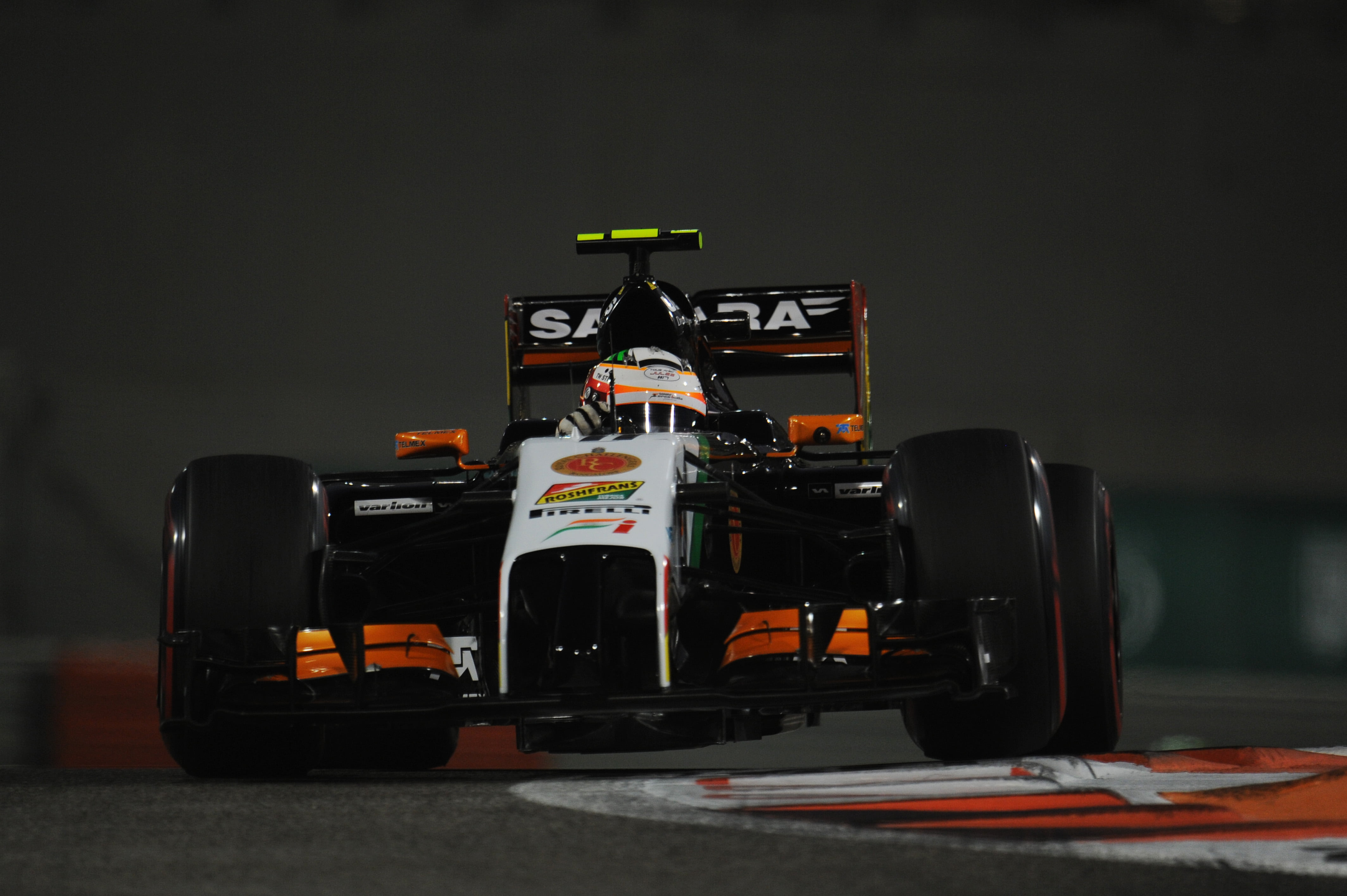 Drukke dag voor Force India