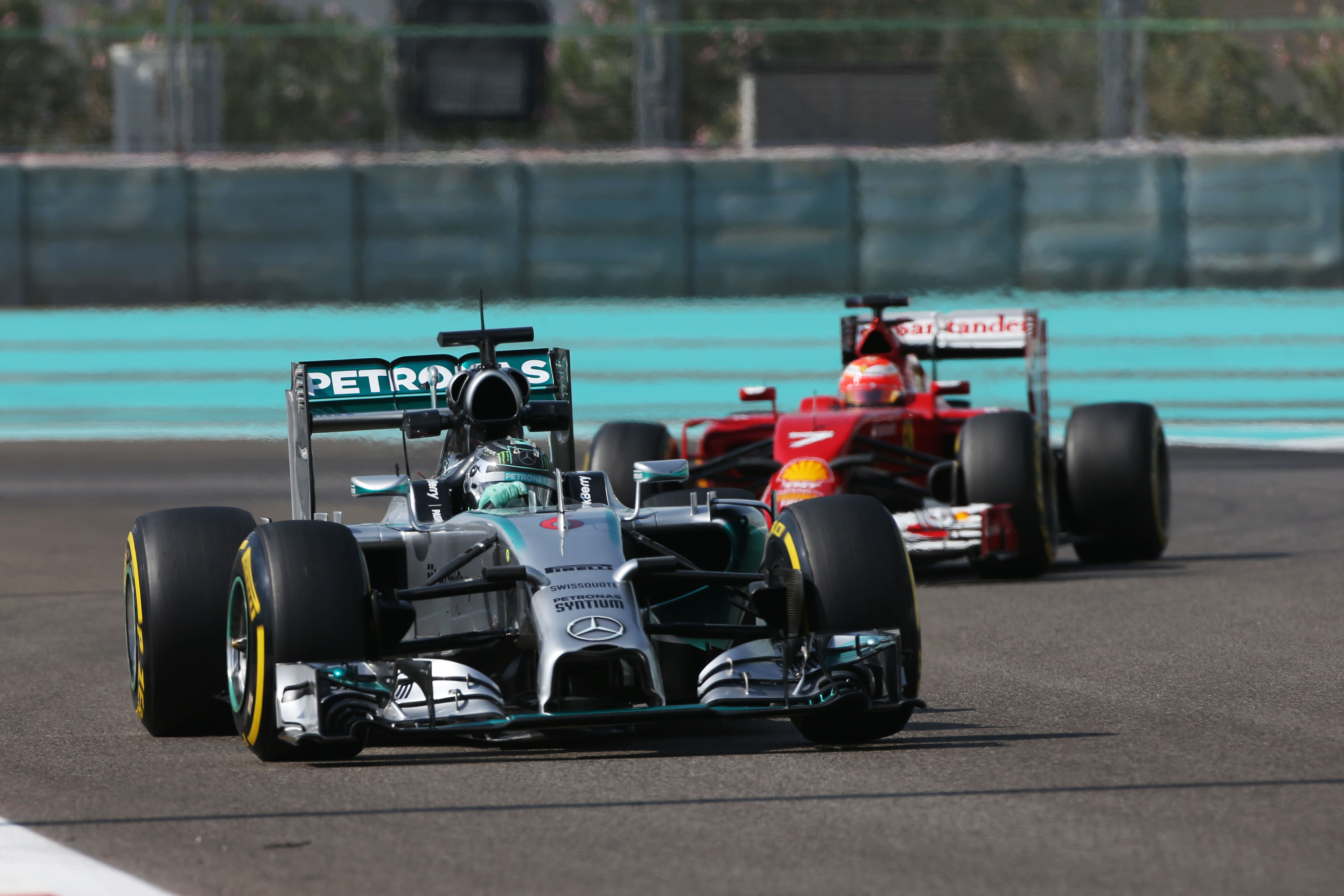 Rosberg vlakt rivalen niet uit voor 2015
