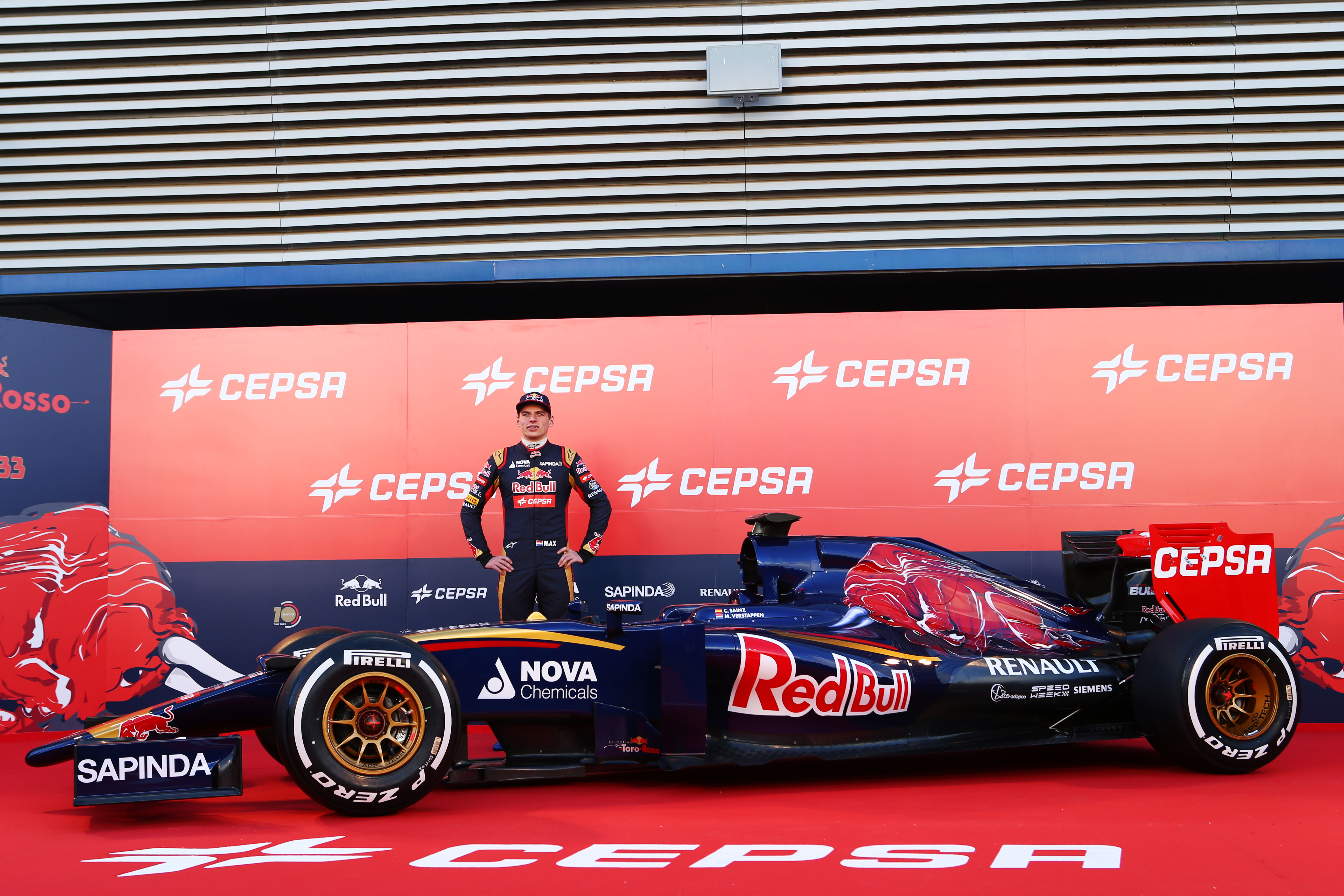Toro Rosso stelt Verstappens eerste auto voor