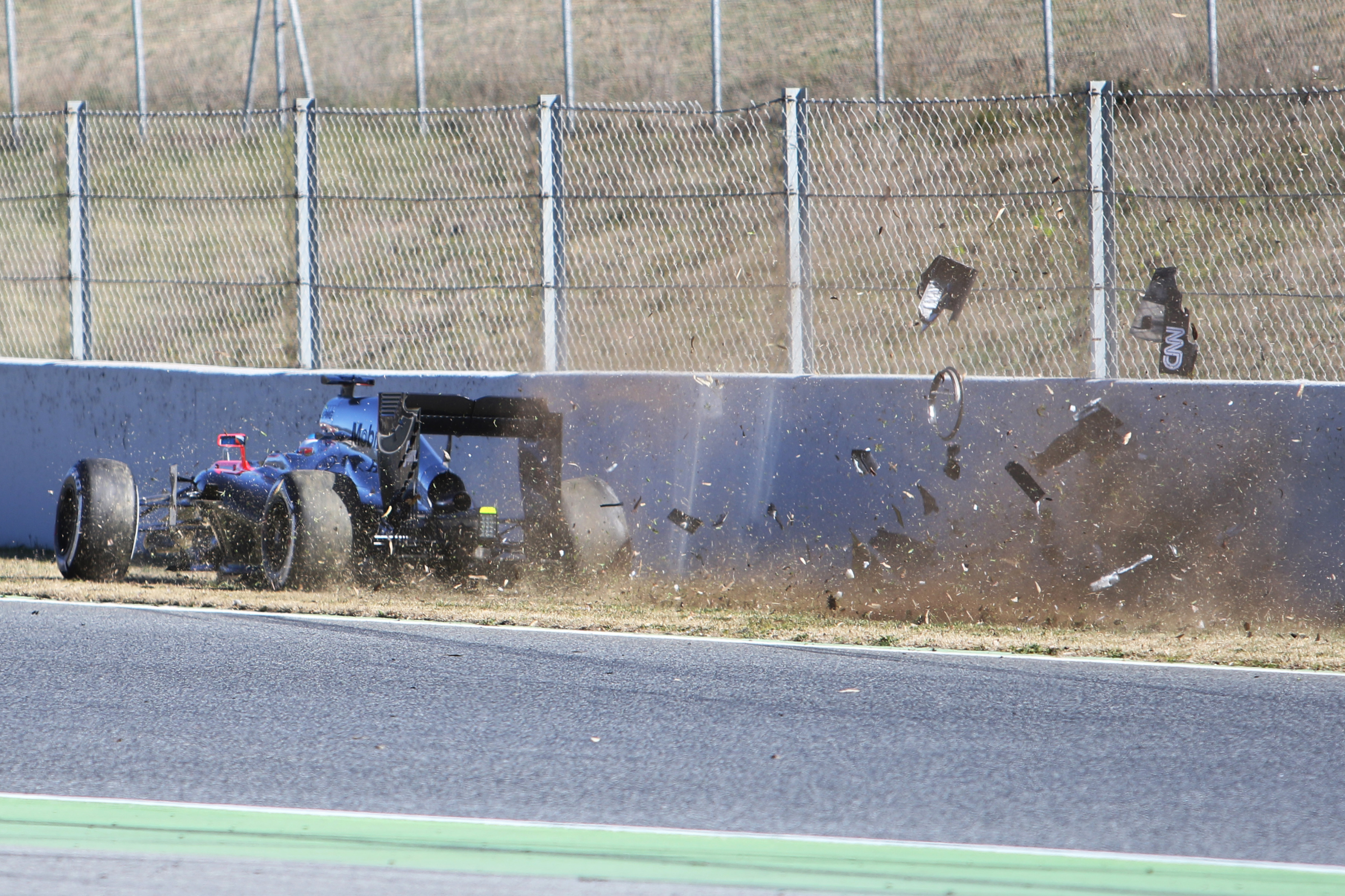 McLaren: ‘Geen technische oorzaak crash Alonso’