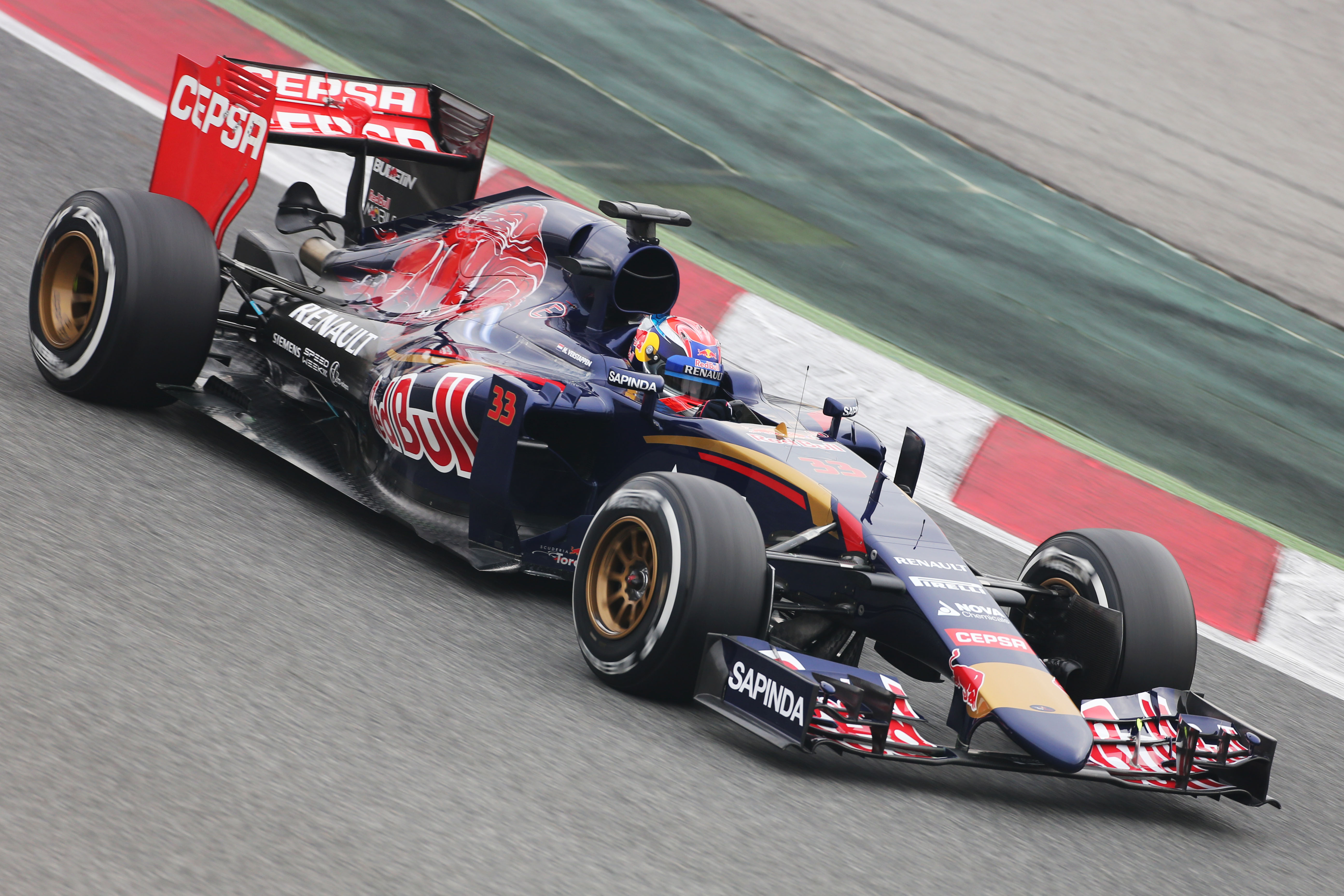 Barcelona dag 3: Maldonado net sneller dan Verstappen