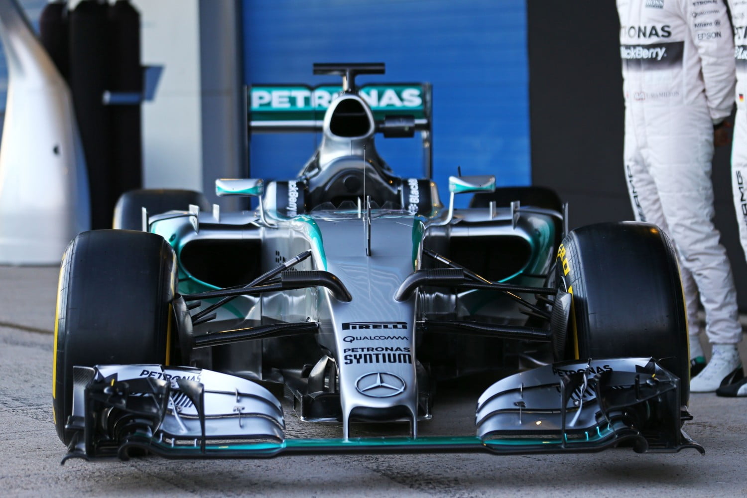 Mercedes W06 Front