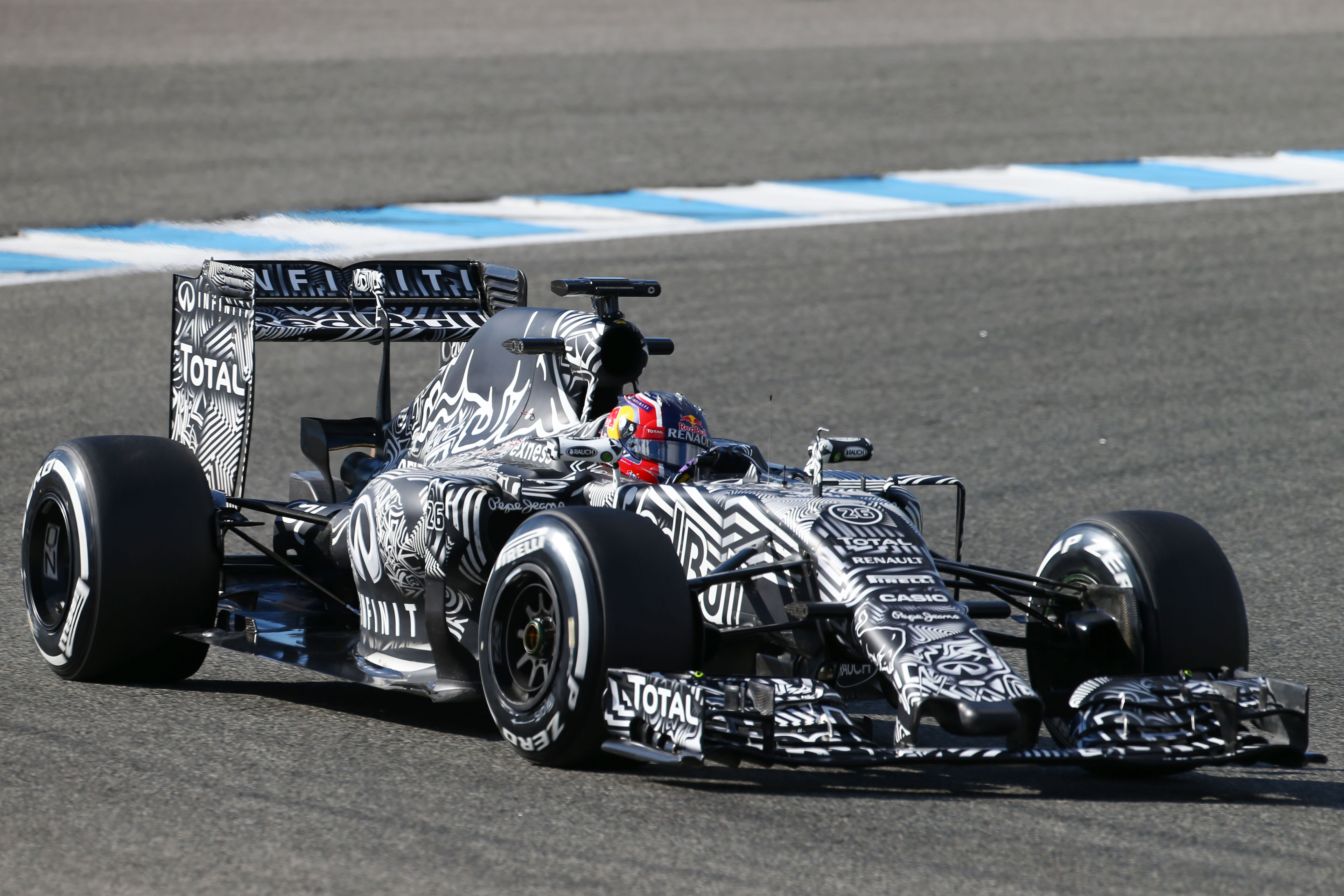 Mateschitz: ‘Mercedes blijft te kloppen team’