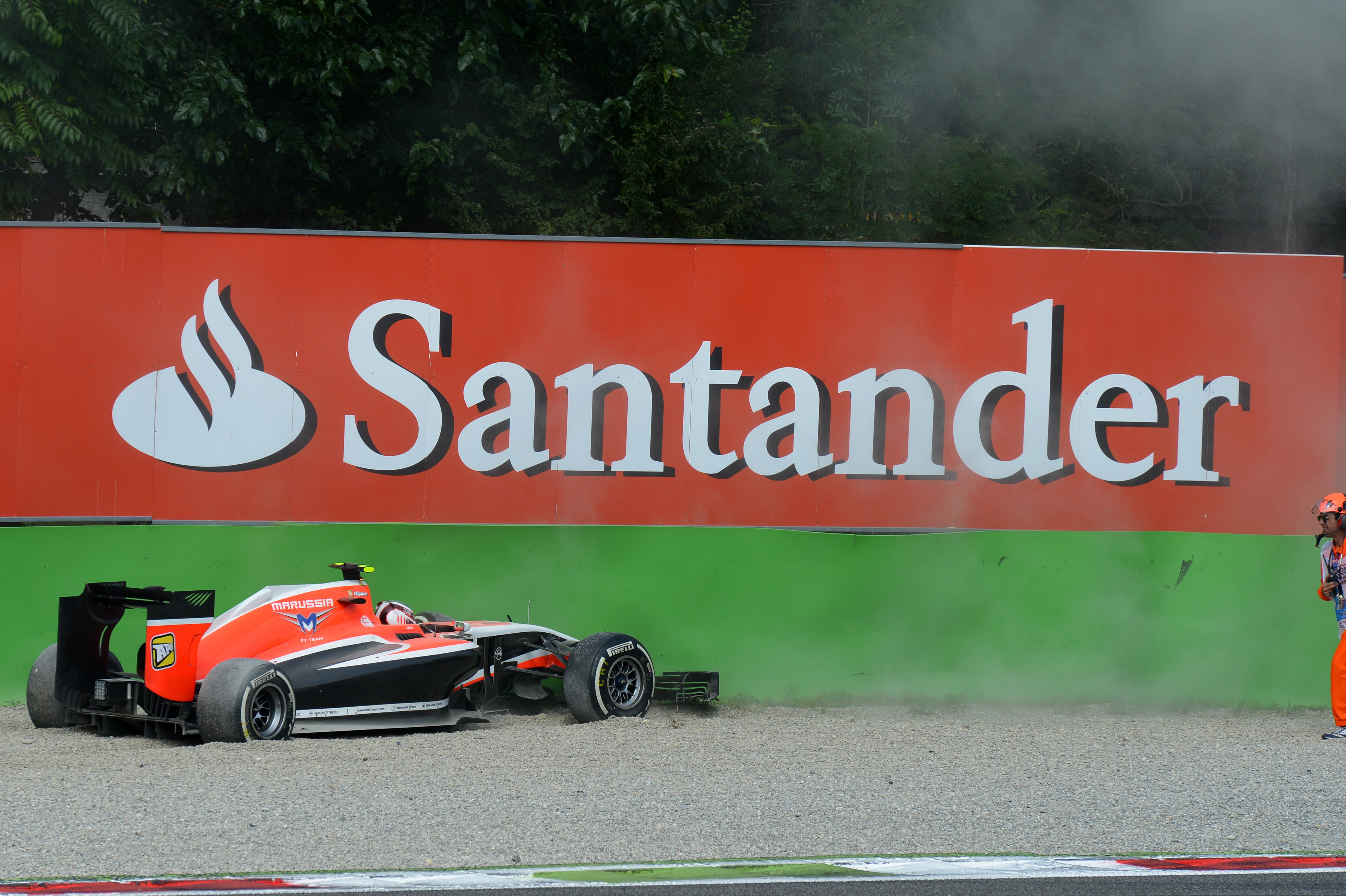 Manor doorstaat crashtest FIA