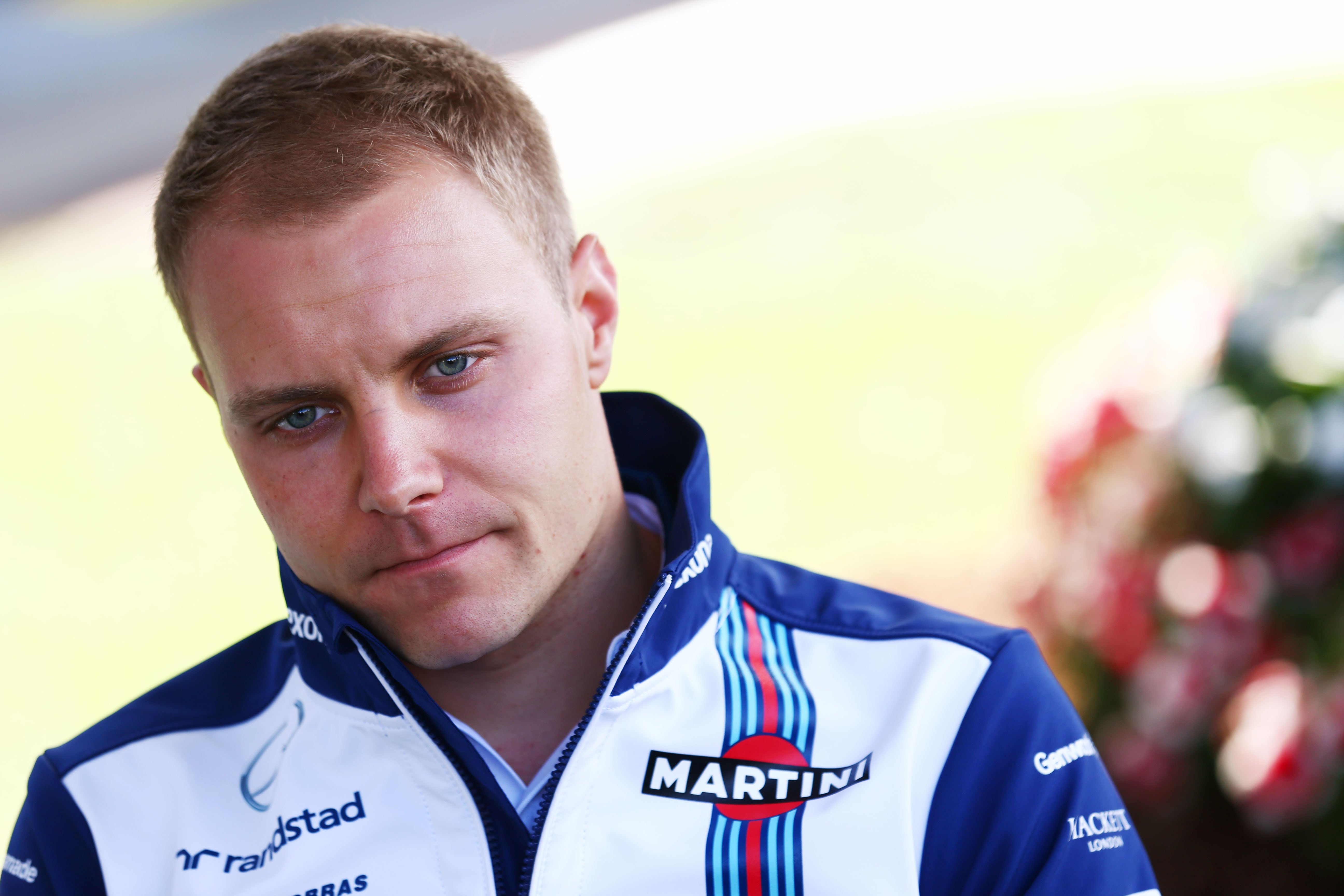 Bottas kijkt zondag of hij kan racen