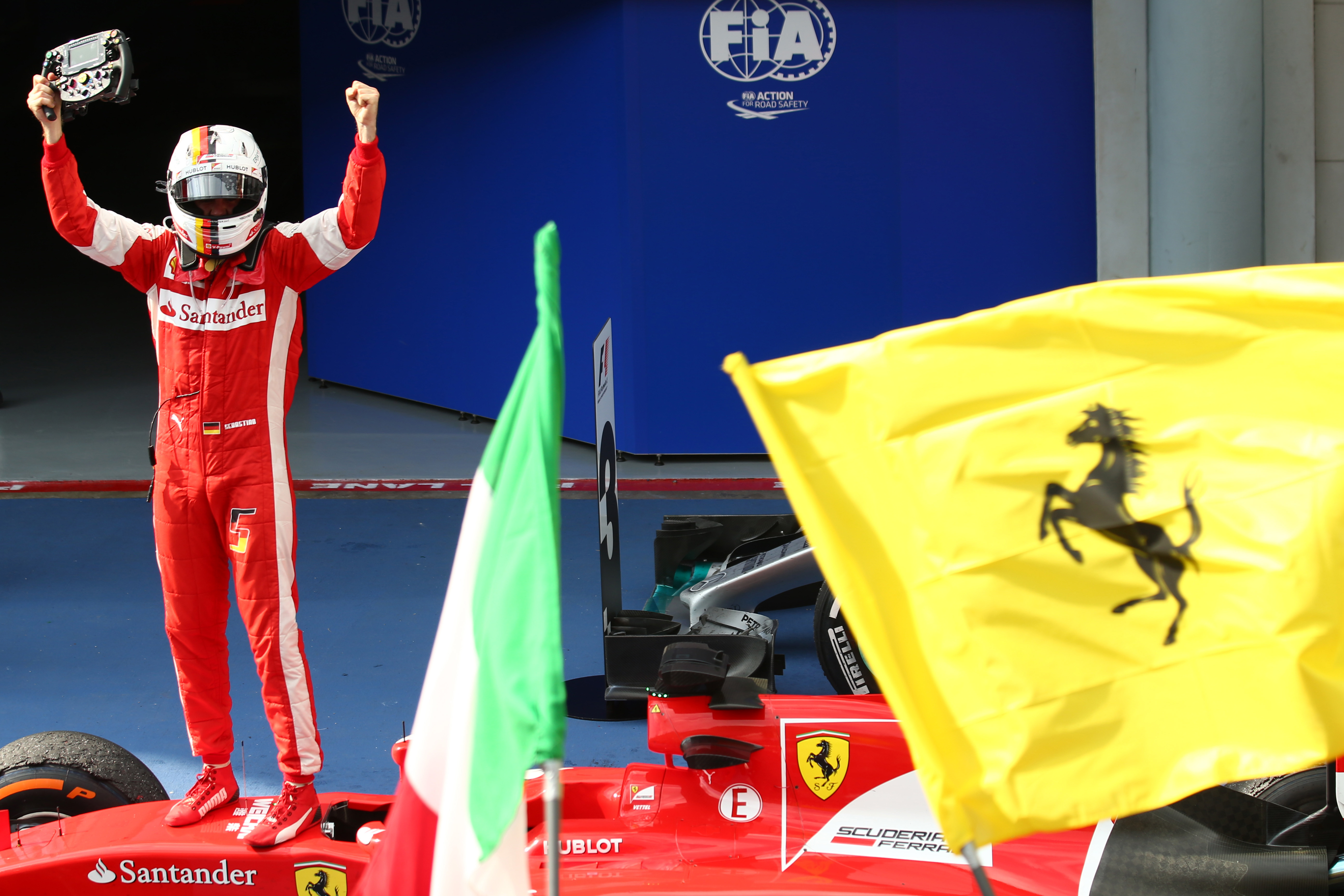Vettel: ‘Hele speciale dag voor mij’