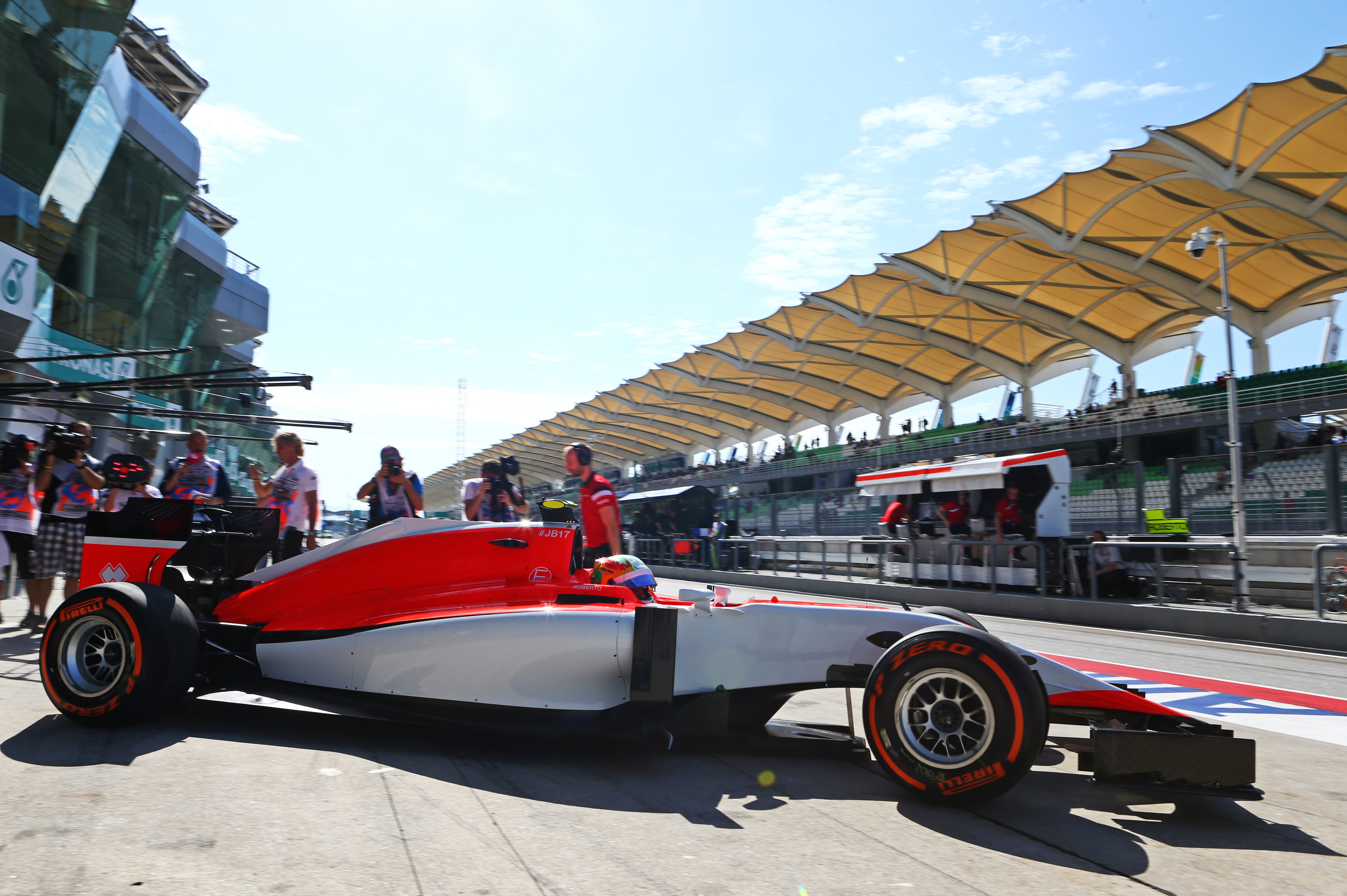 Manor ontkent dat het geen twee auto’s kan laten rijden