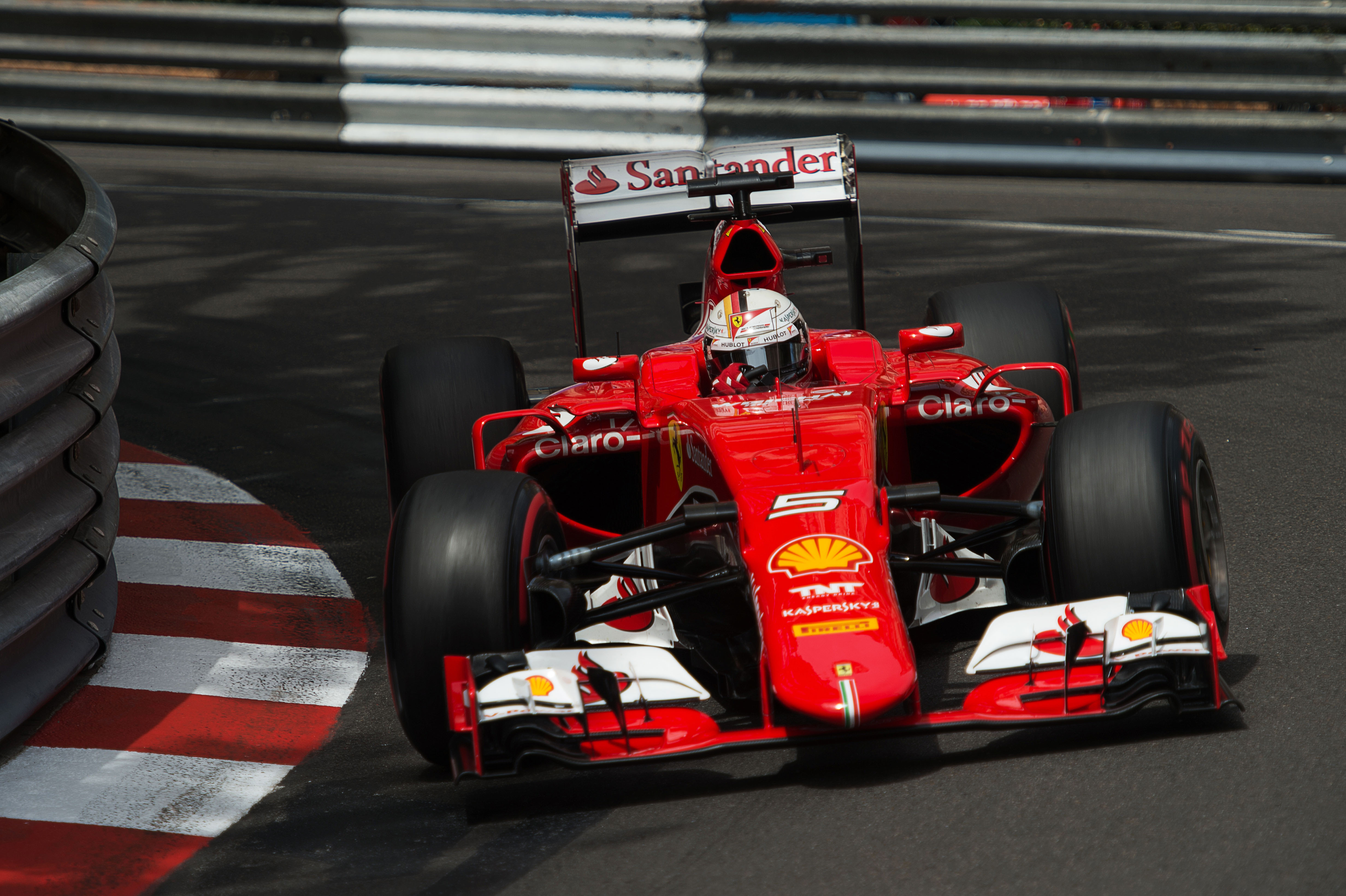 Vettel: ‘Derde startplek is helemaal niet slecht’