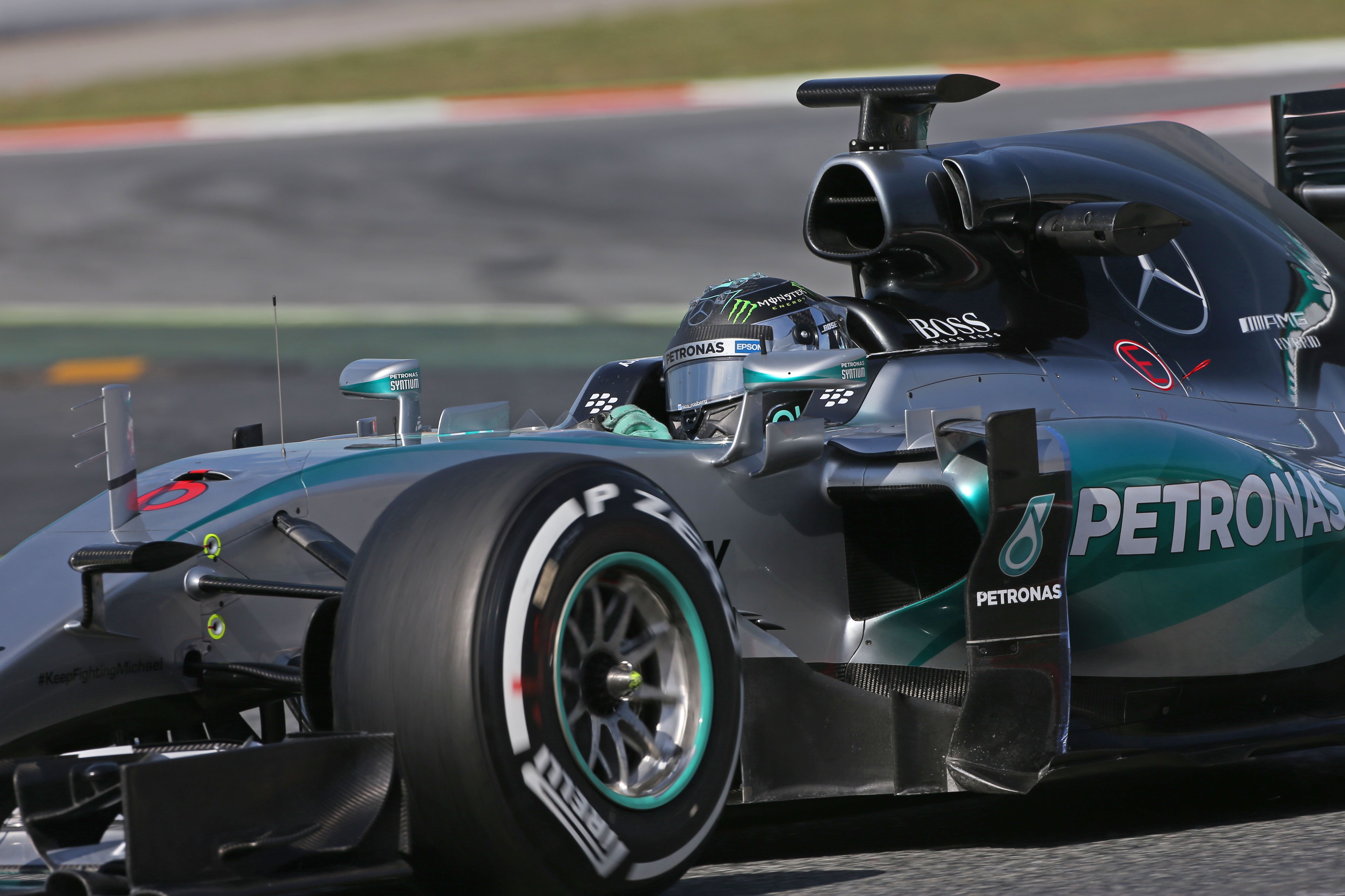 Barcelona-test: Mercedes blijft bovenaan