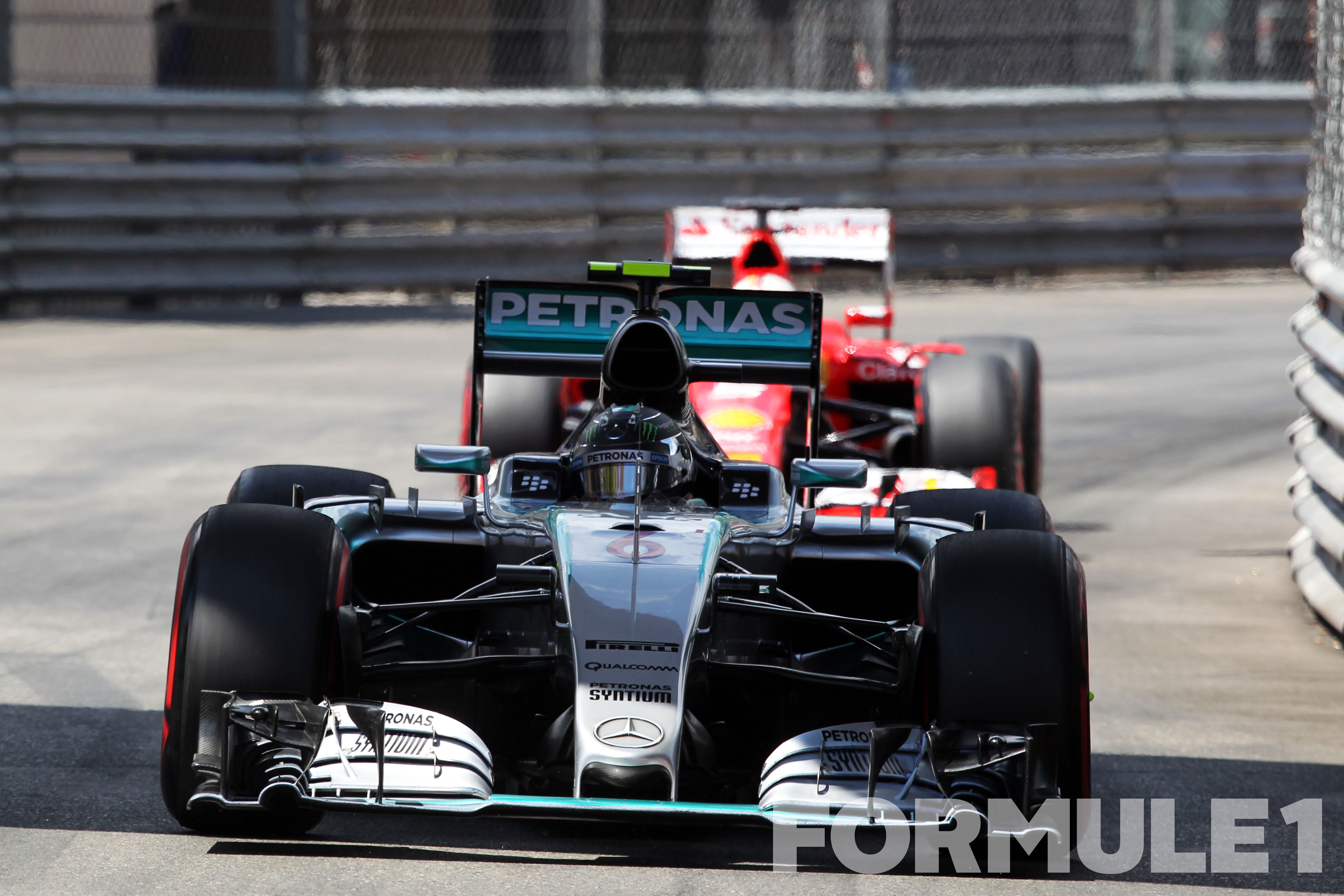 Race: Rosberg wint als dief in de nacht in Monaco