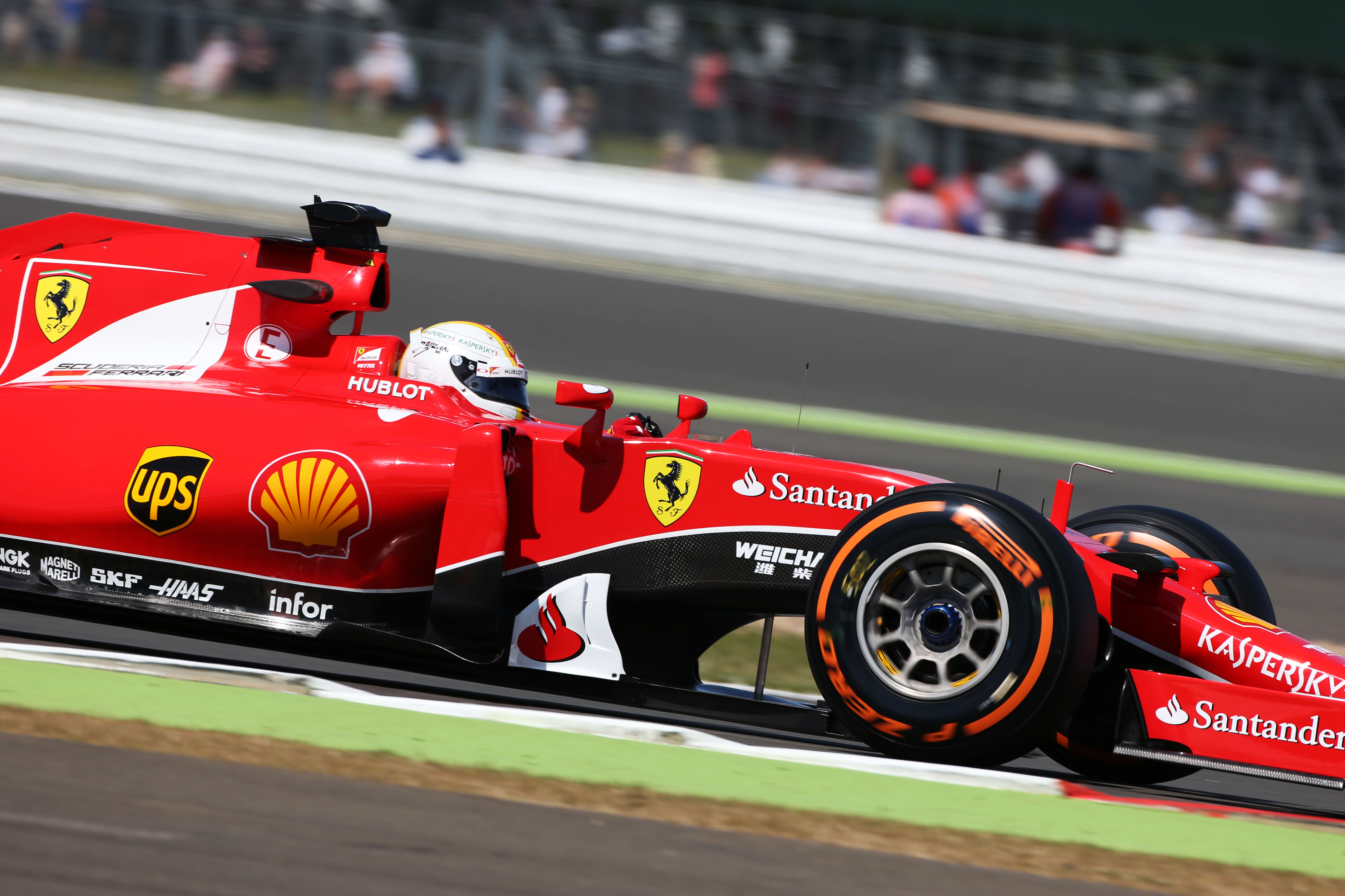 Ferrari probleemloos, maar niet geheel tevreden
