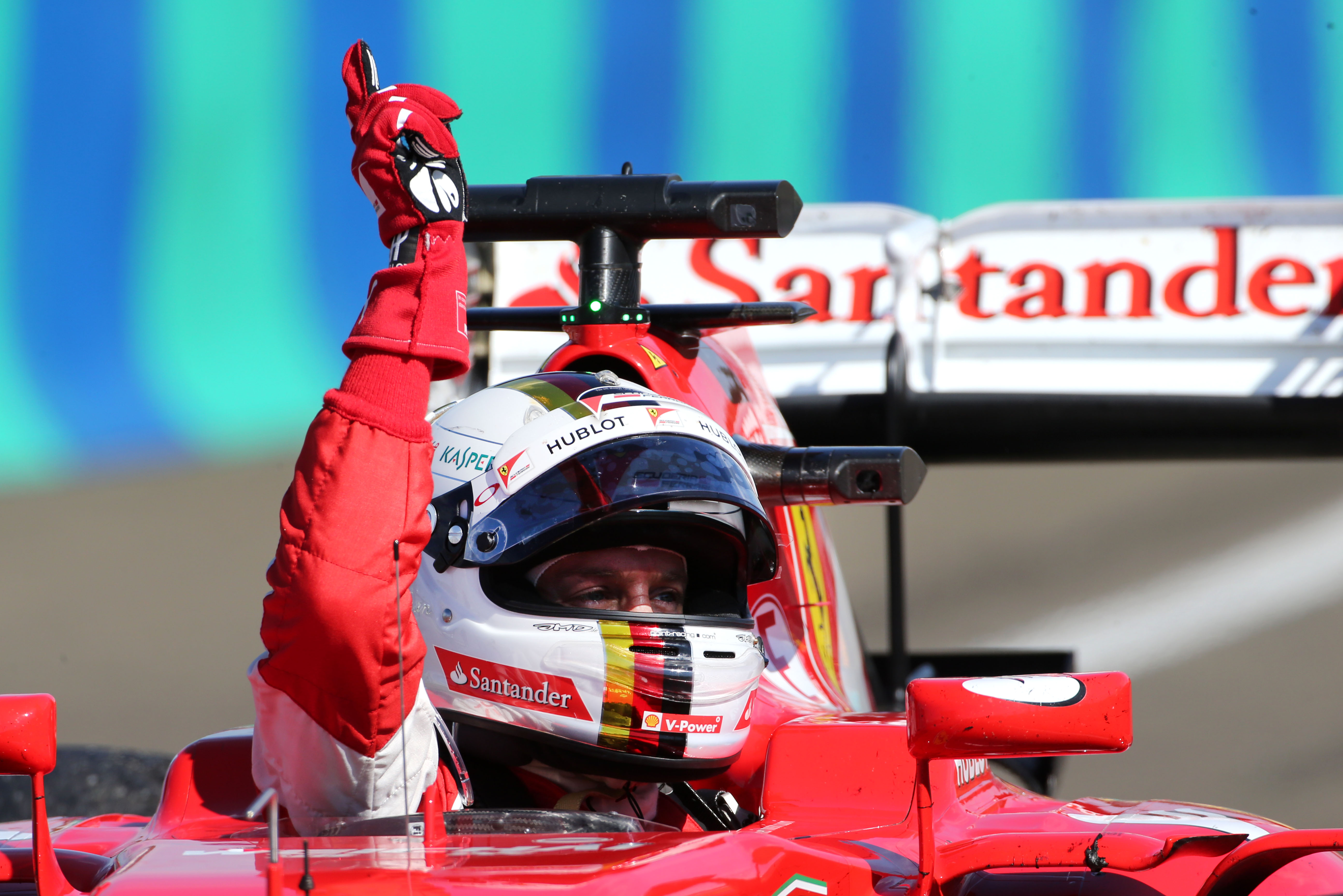 Vettel: ‘Deze is voor Jules’