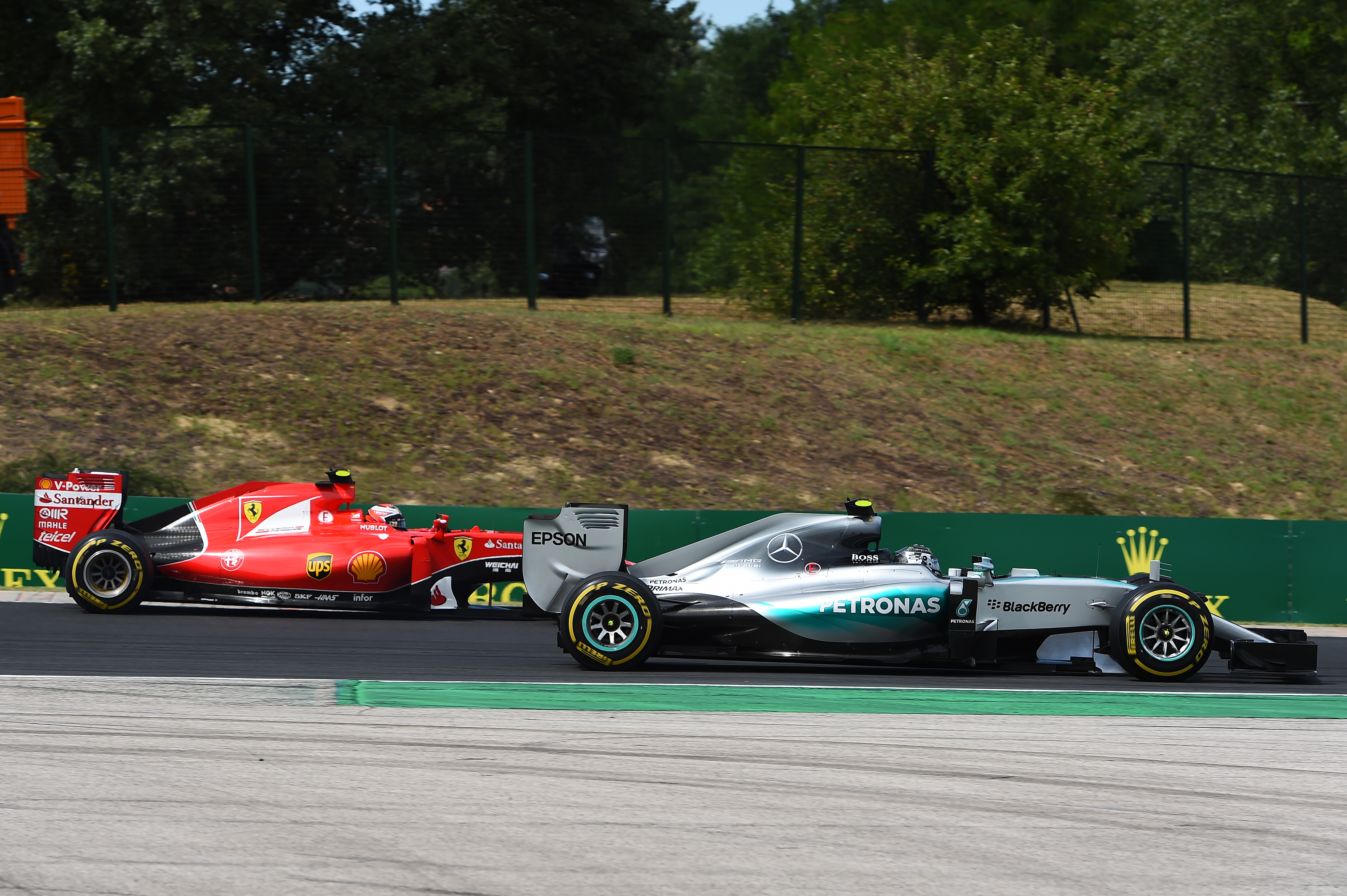 Mercedes: ‘Ferrari houdt ons wakker’