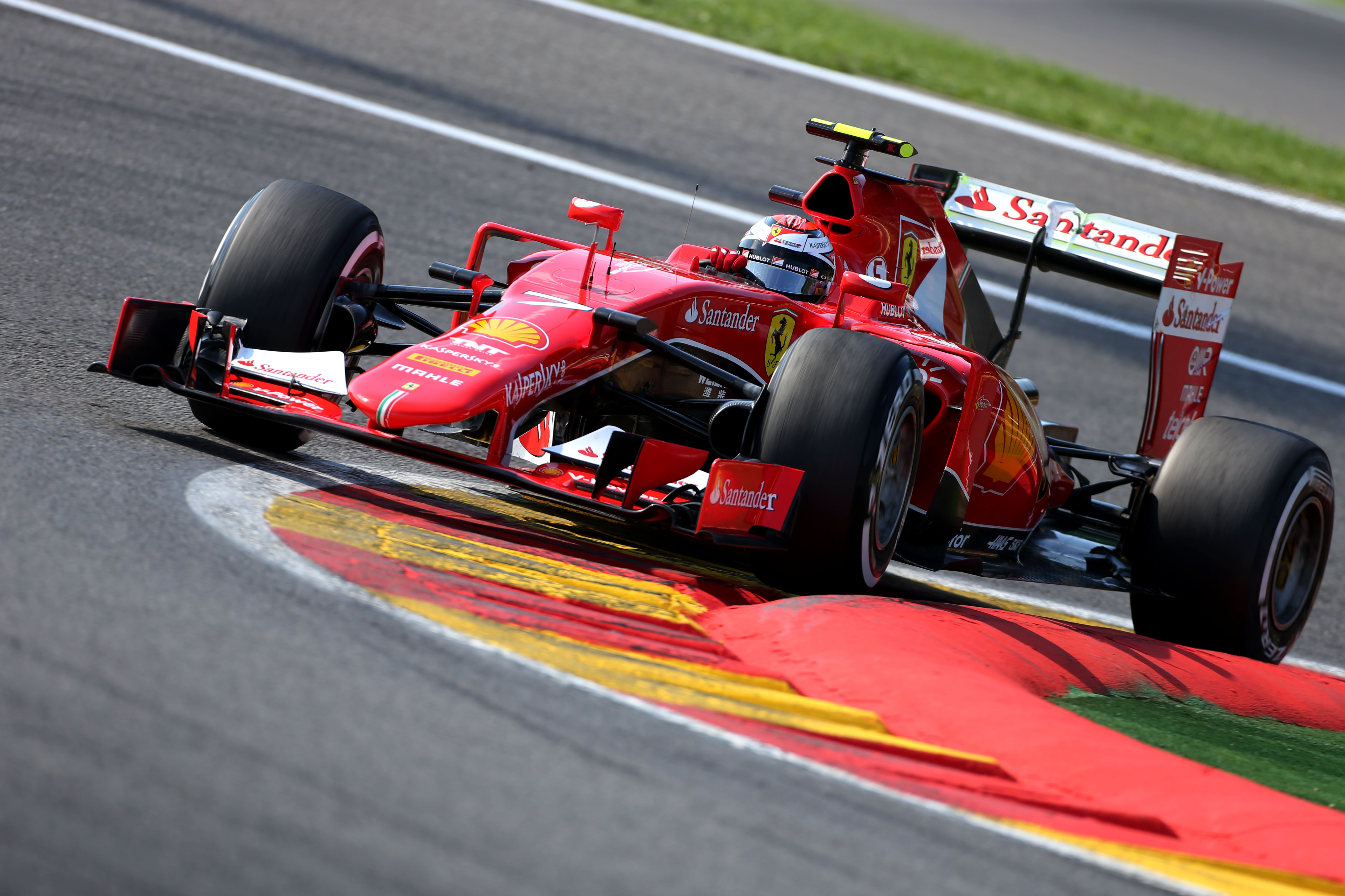 Räikkönen hoopt op meer geluk voor Ferrari