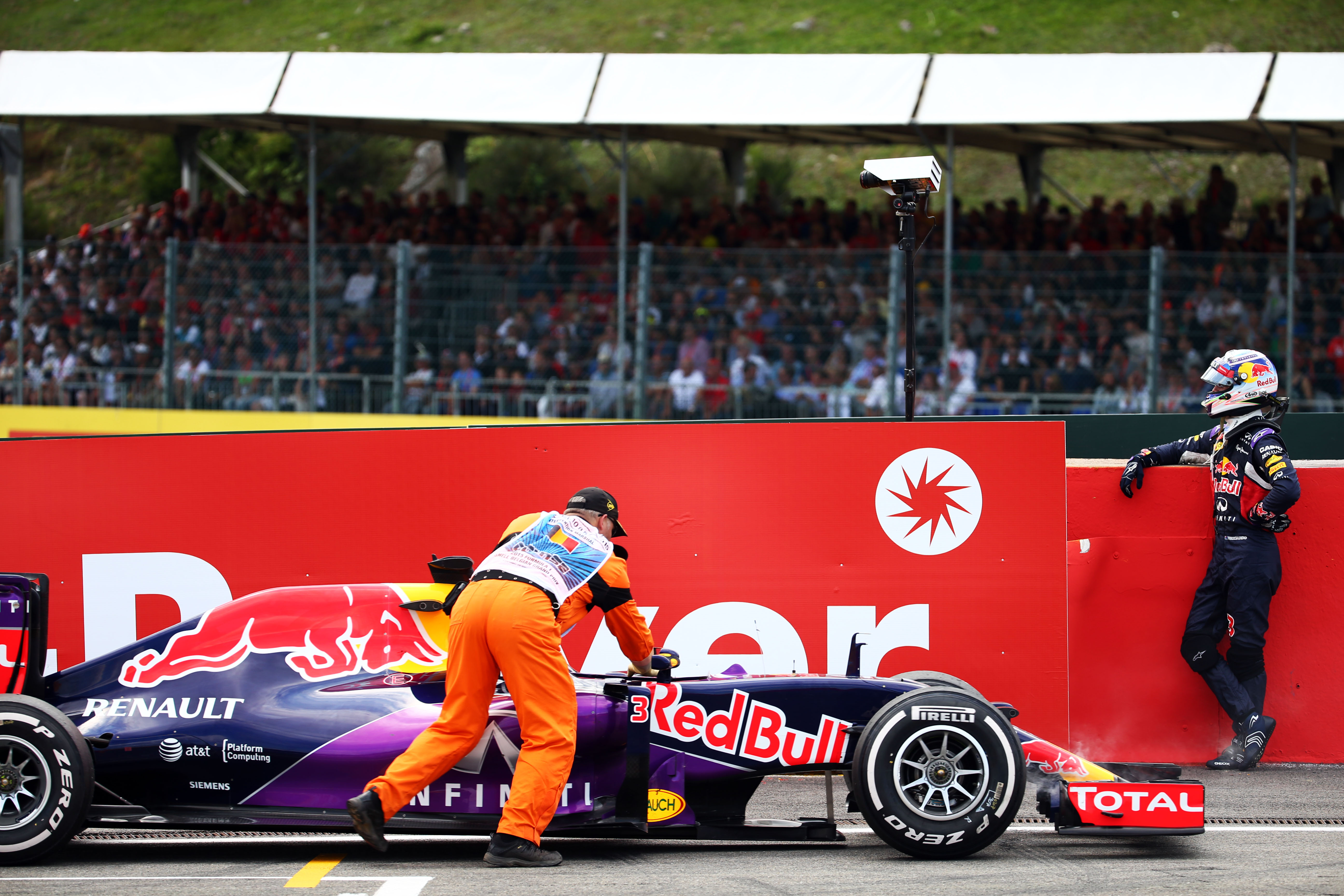 ‘Red Bull stuurt aan op breuk met Renault’