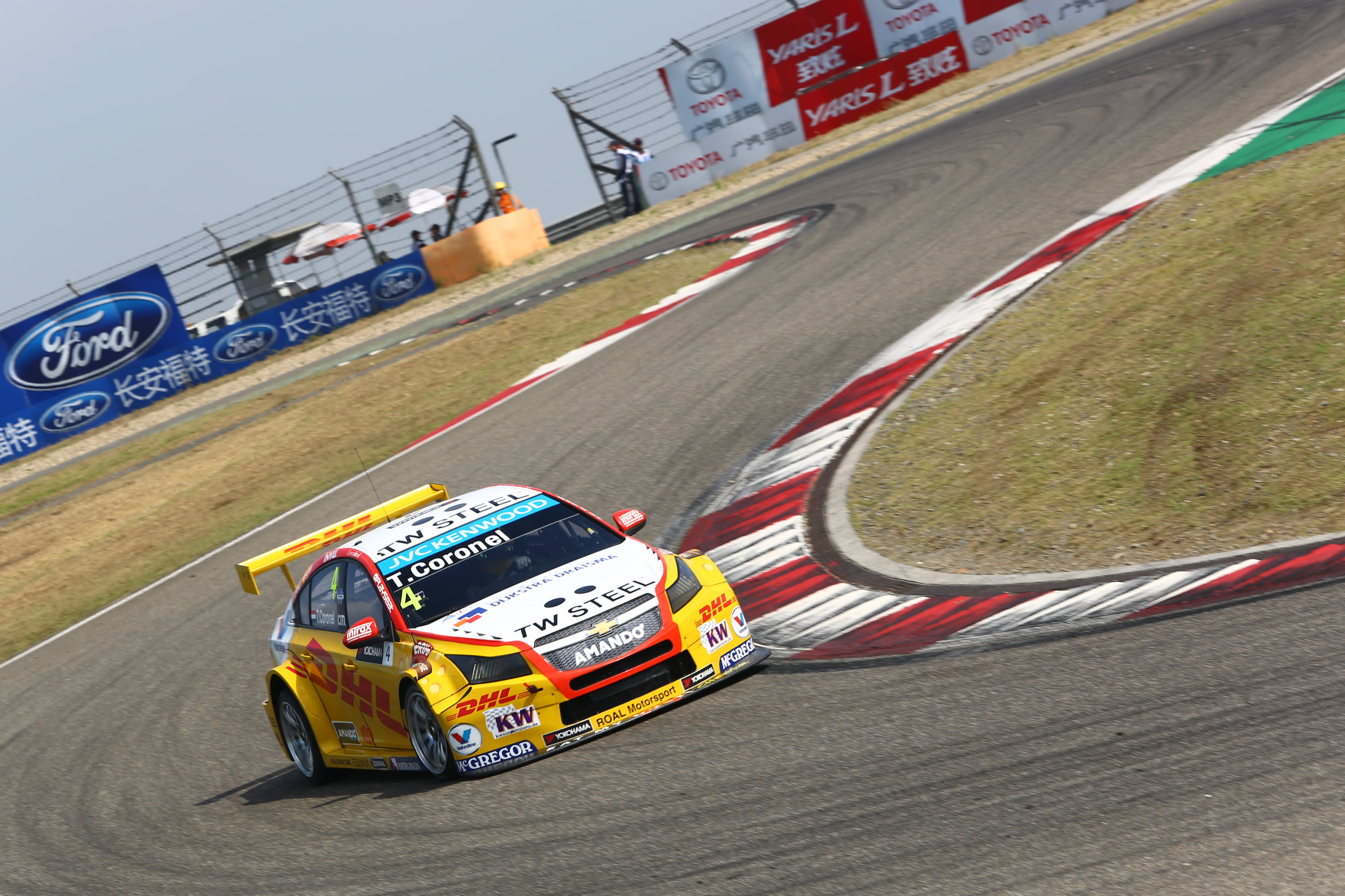 WTCC: Coronel baalt van pech in China