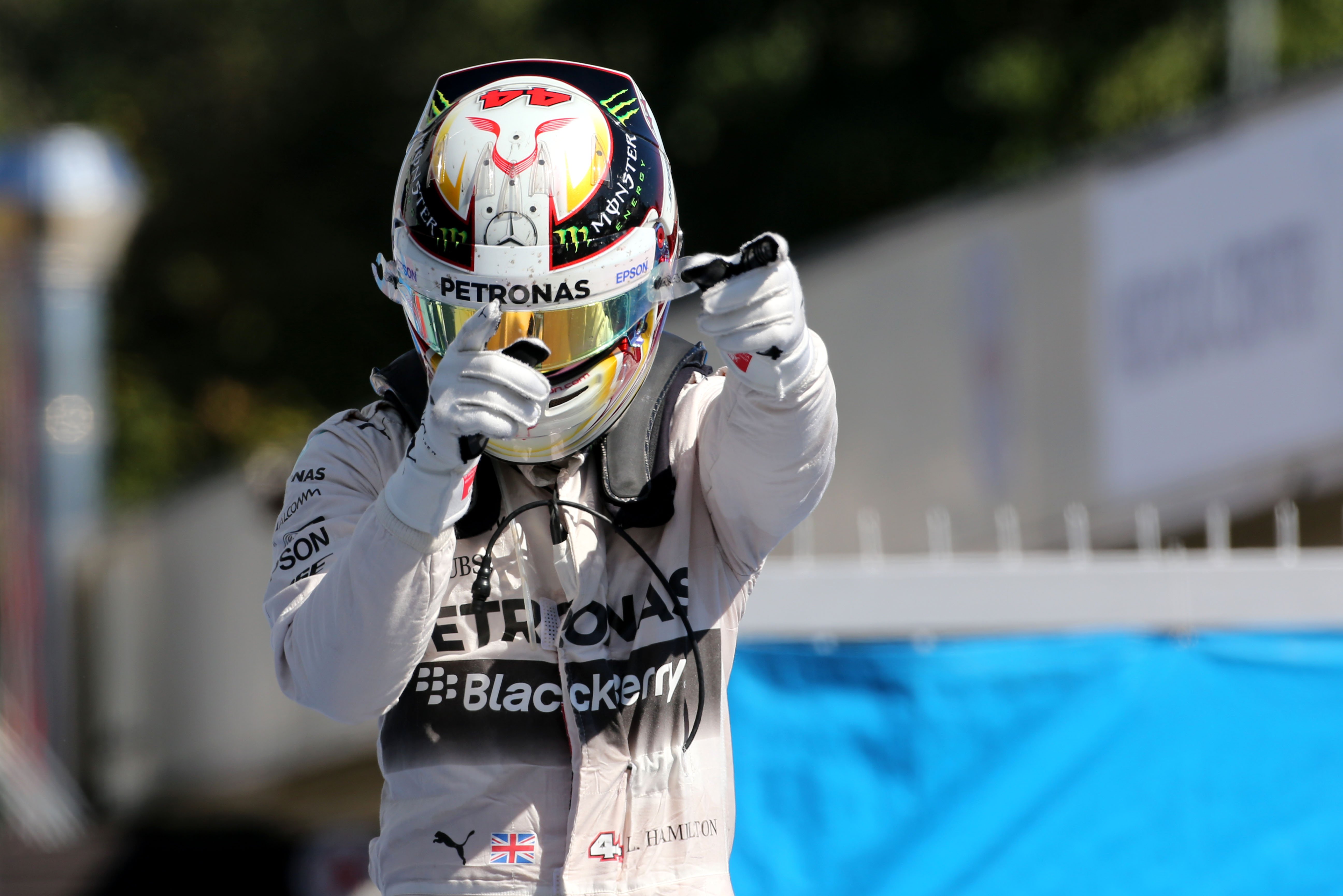 Hamilton: ‘Maak me nog geen zorgen’