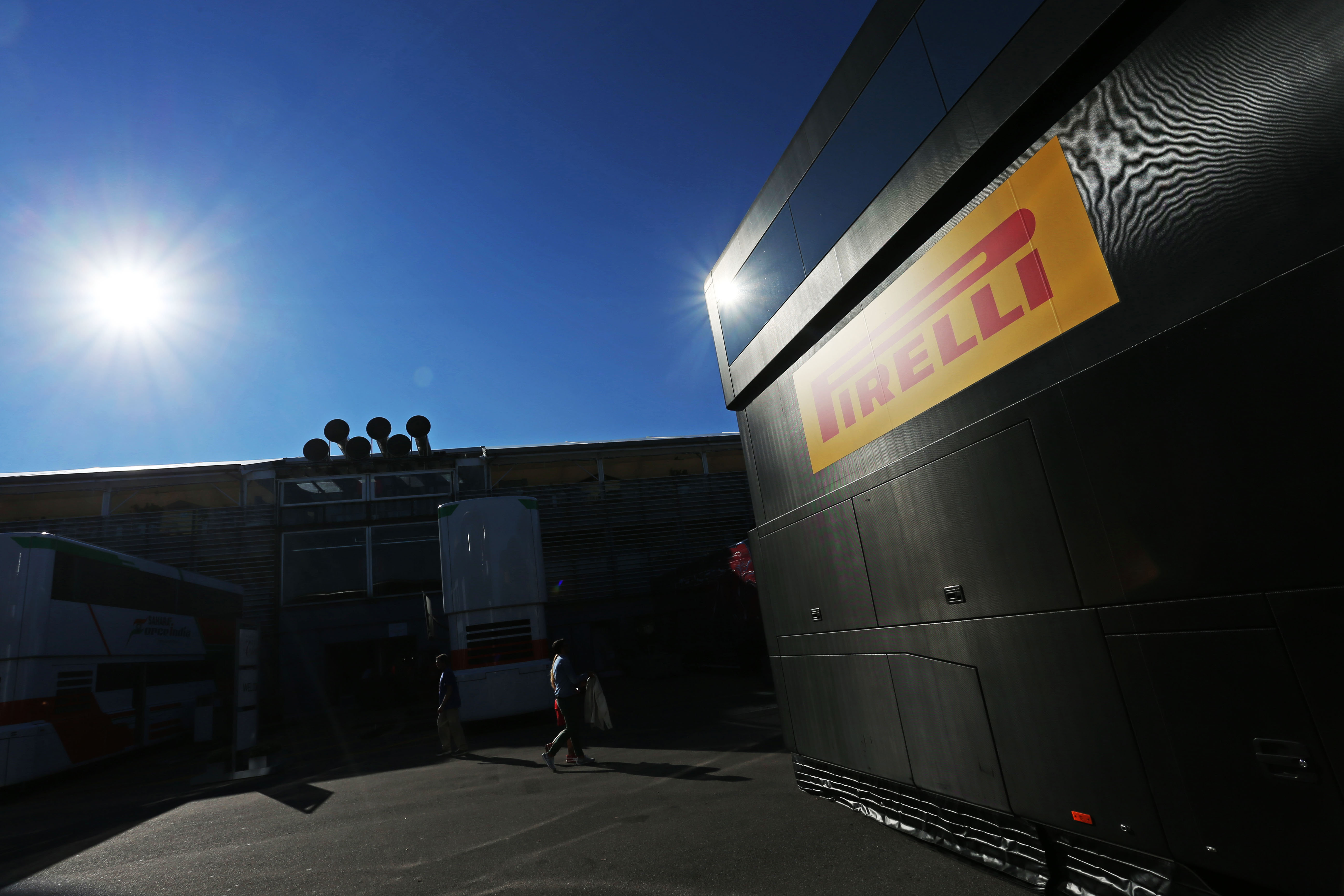Pirelli krijgt vier testdagen voor 2016