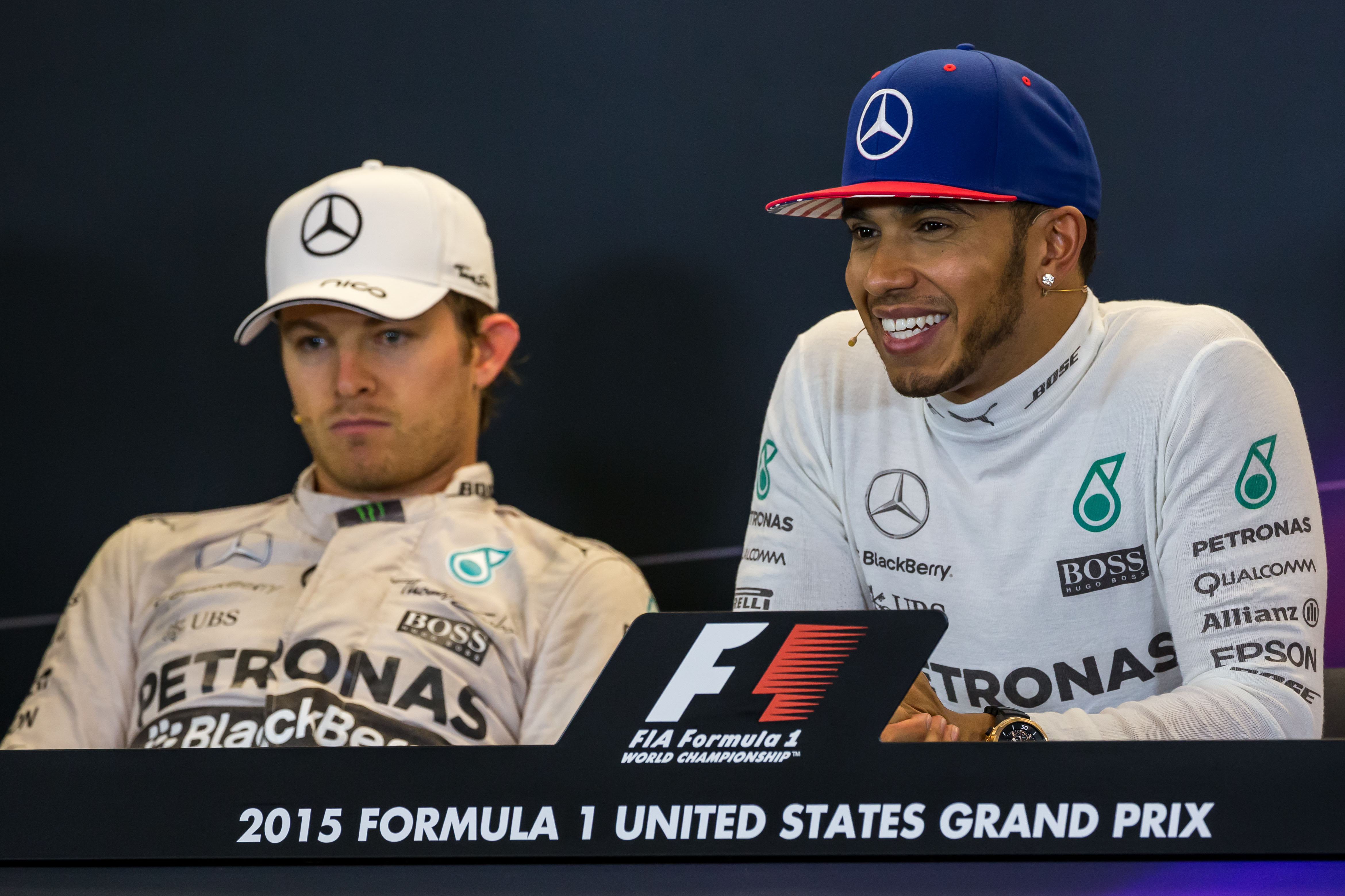 Hamilton vindt gesprek met Rosberg onnodig
