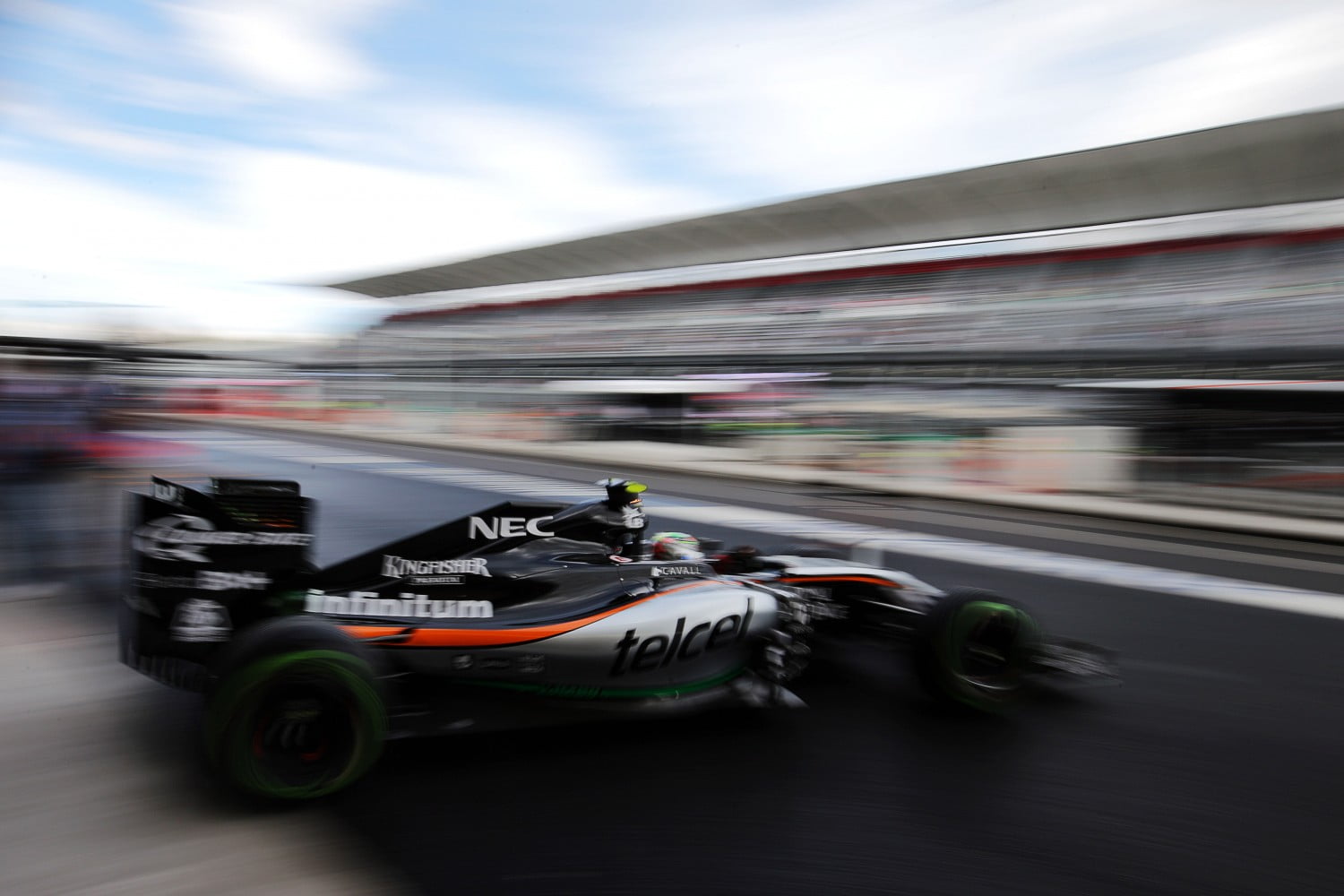 Force India wordt mogelijk Aston Martin