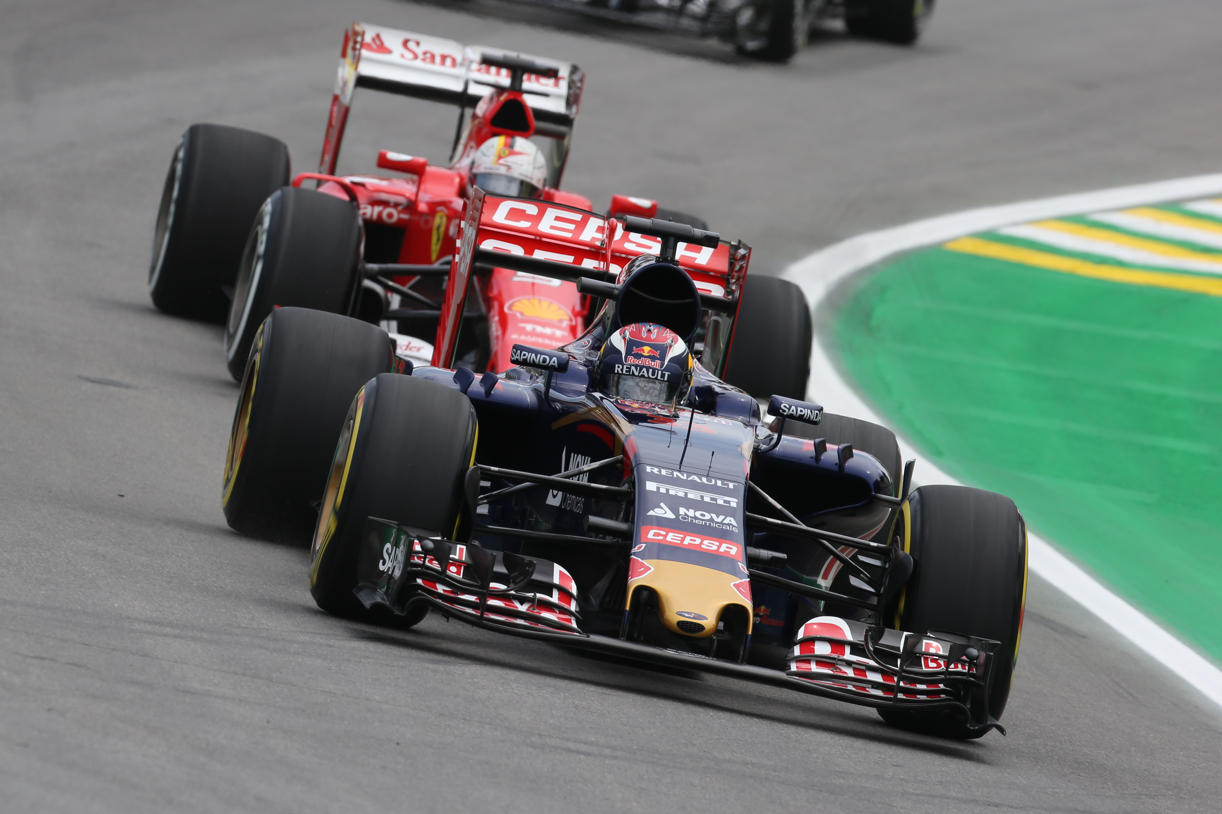 Vettel: ‘Heel goed seizoen verrassende Verstappen’
