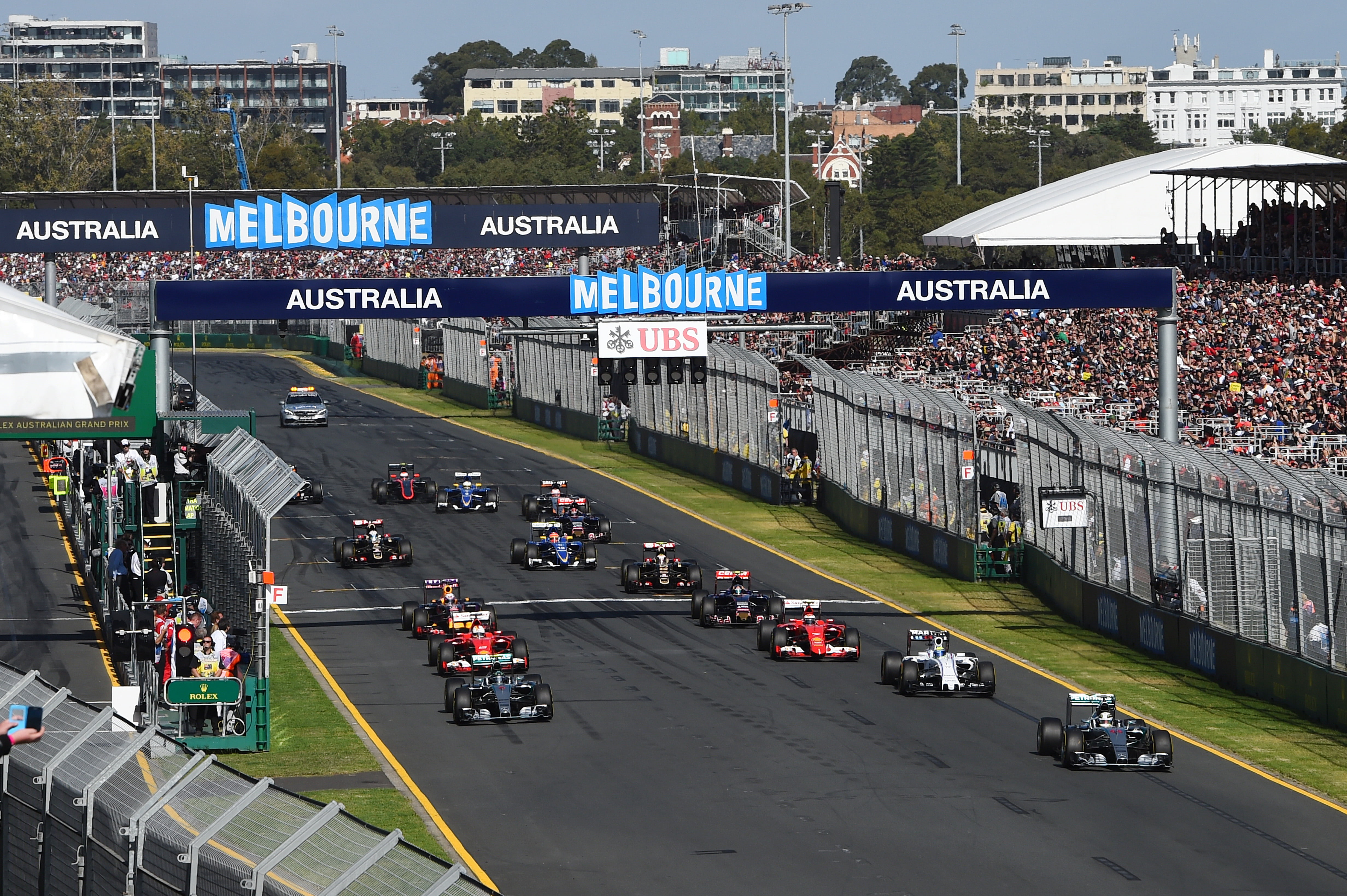 Fauteuil plafond aankleden Definitieve F1-kalender 2016 bekend - Formule1.nl