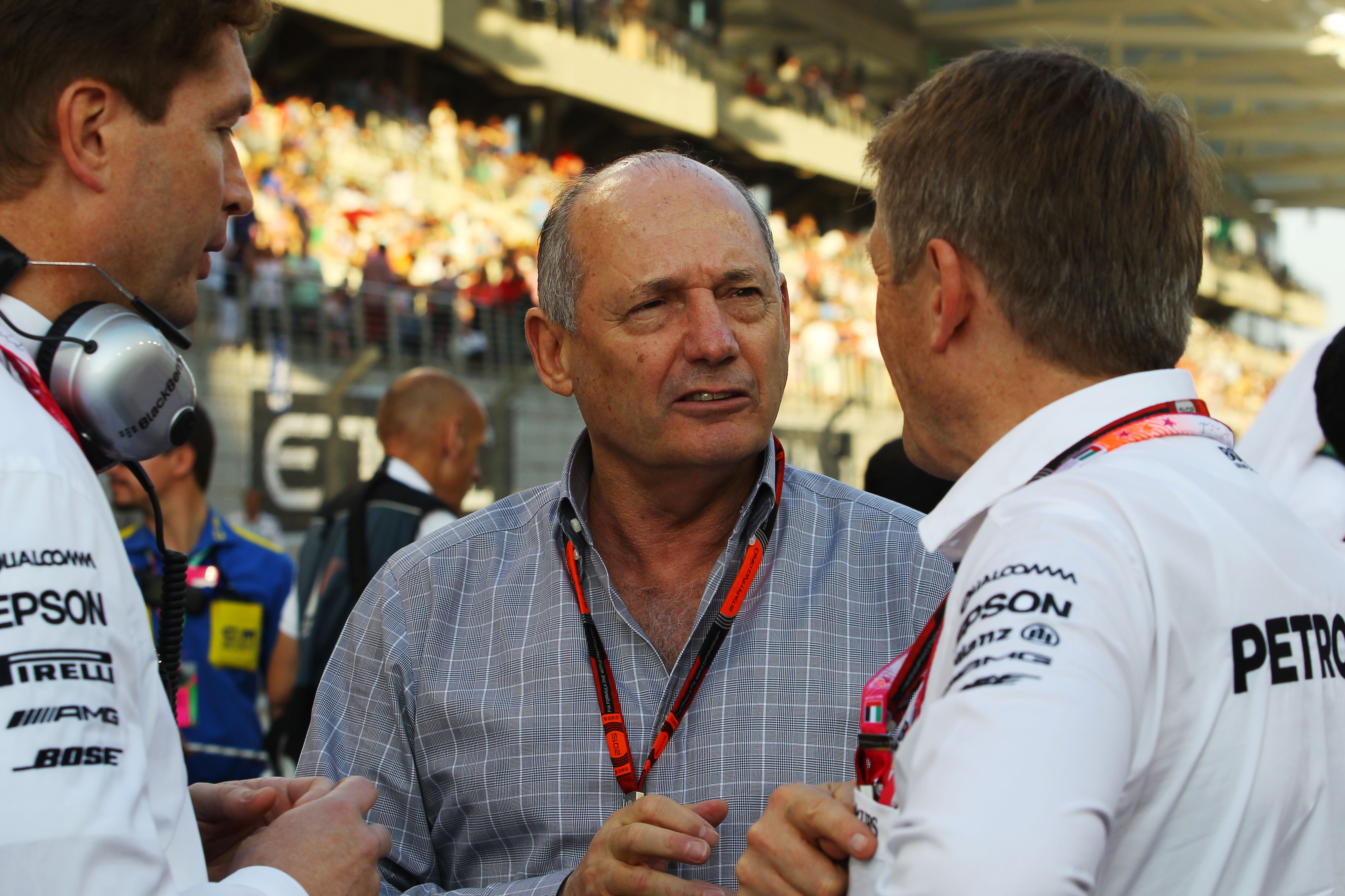 Dennis jaagt op nieuwe investeerders McLaren