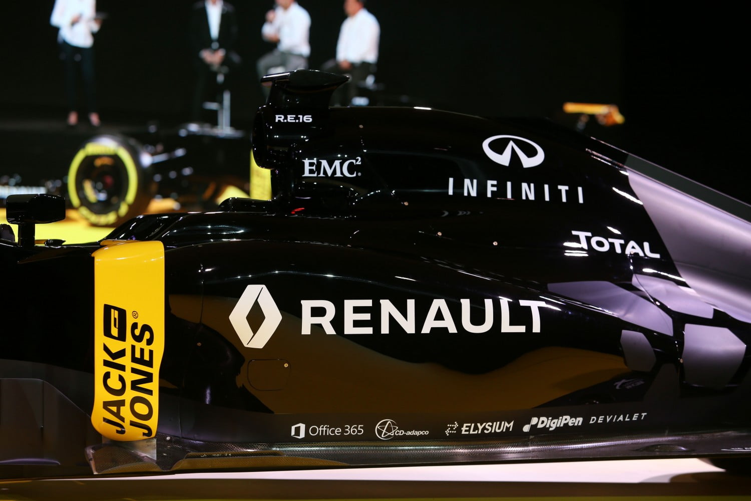 Renault: ‘Nog niet op niveau Red Bull’