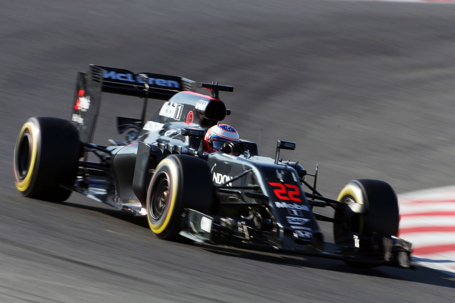 McLaren ‘met vraagtekens’ naar Melbourne